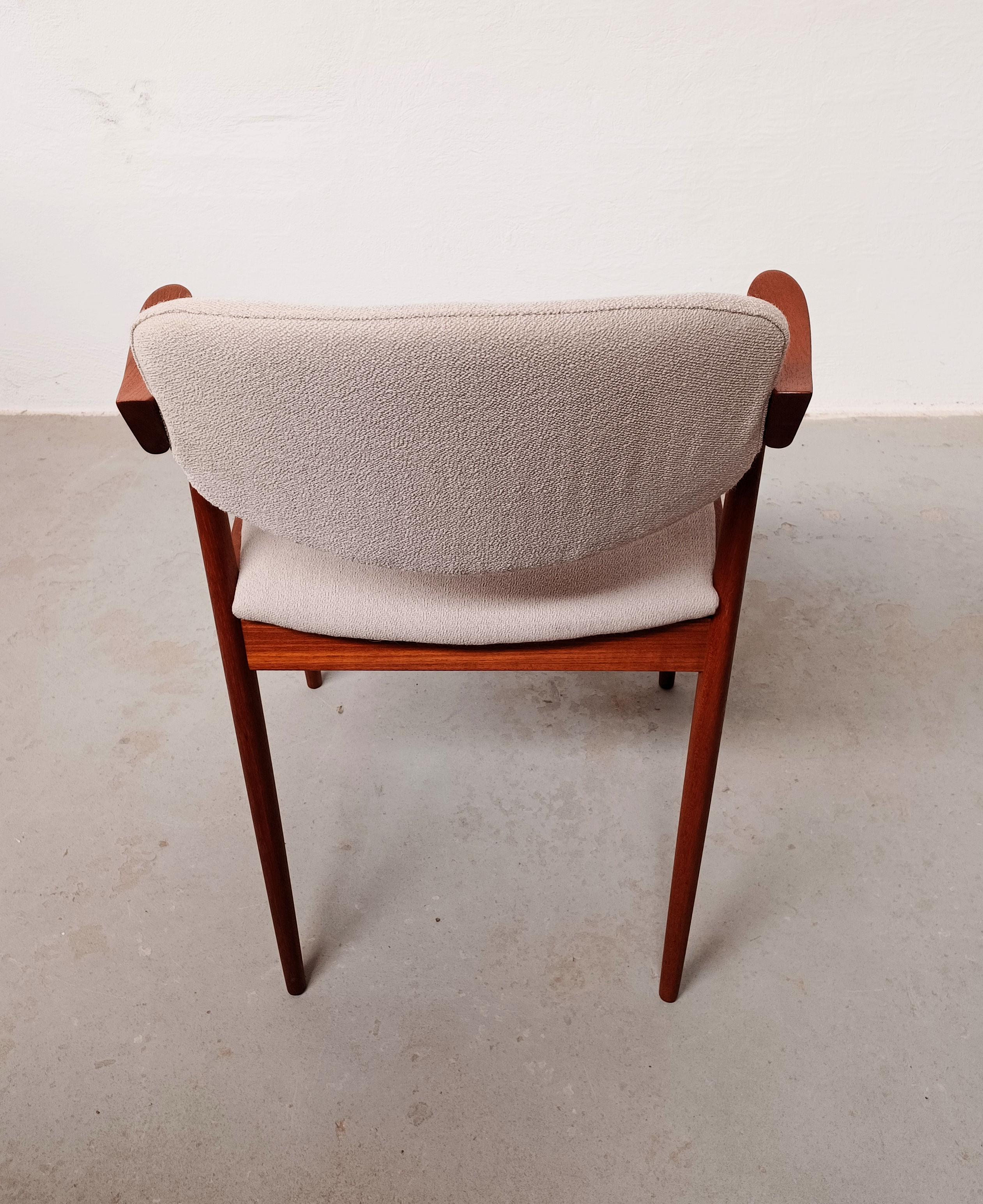 Chaises de salle à manger en teck Kai Kristiansen personnalisables en excellent état Excellent état - En vente à Knebel, DK