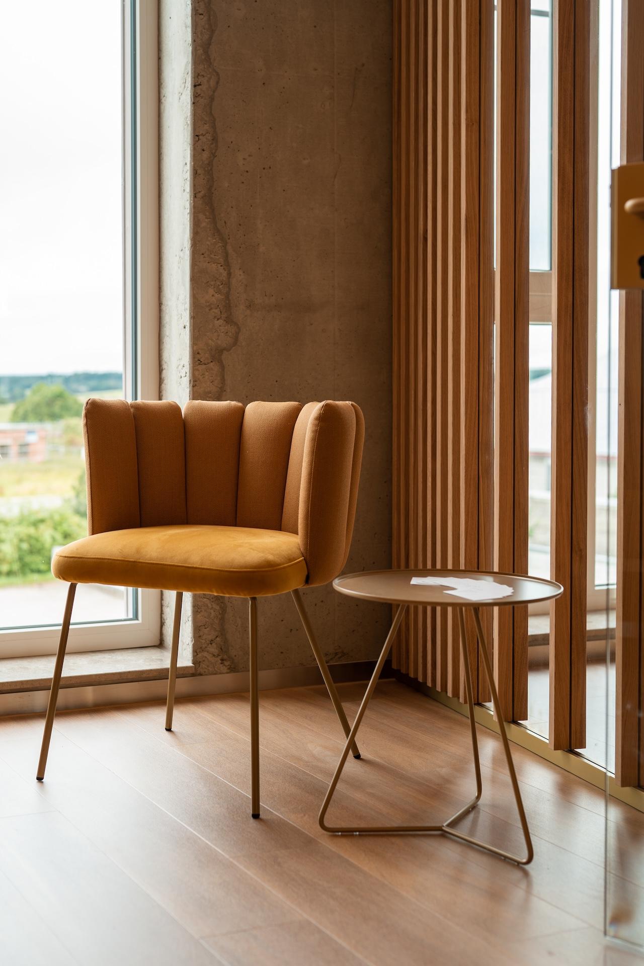 Anpassbarer KFF Gaia Stuhl von Monica Armani im Angebot 3