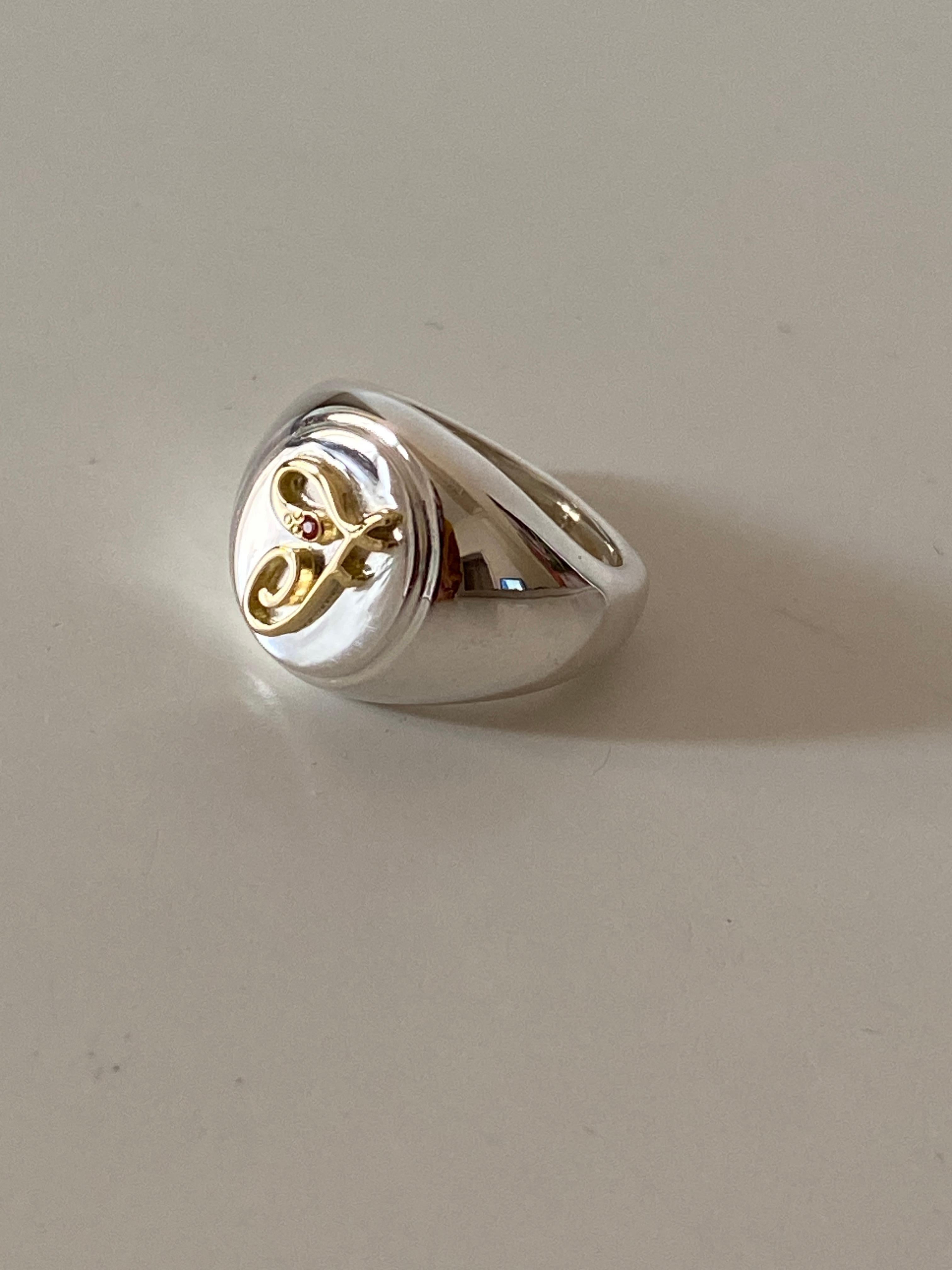 Customizable Letter Ring Personalized 18k Gold Tangerine Orange Sapphire For Sale 3