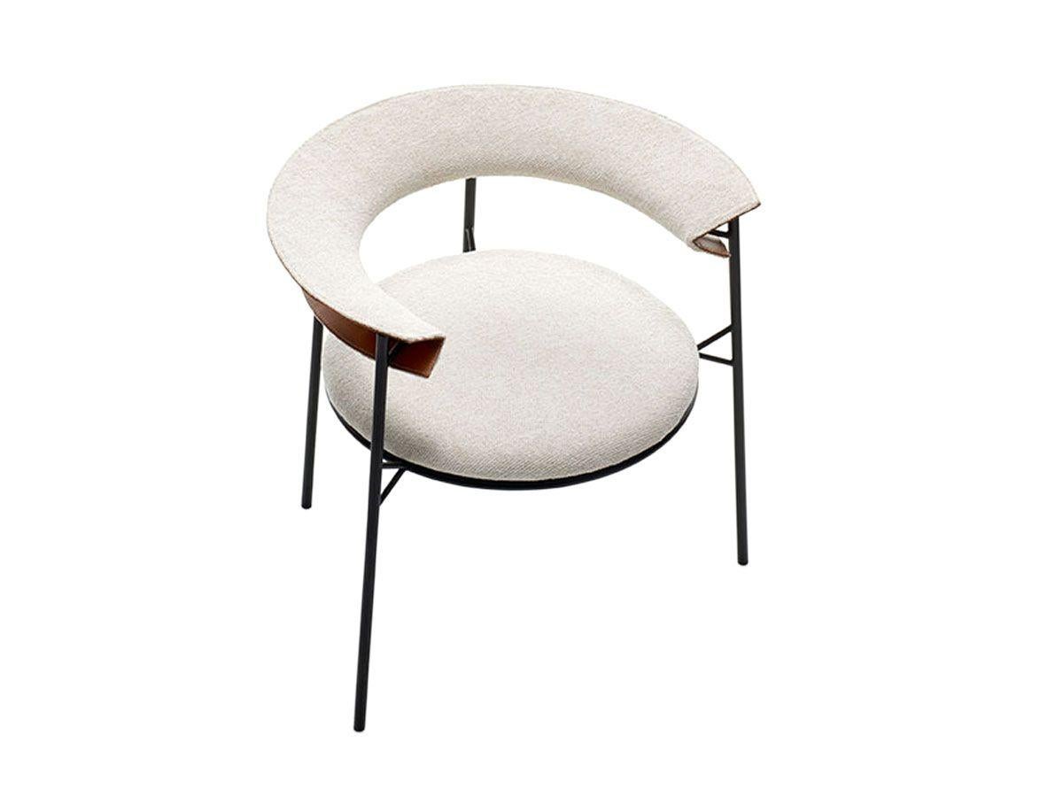 Customizable MDF Italia Cantle Armchair by Marco Lavit In New Condition For Sale In New York, NY