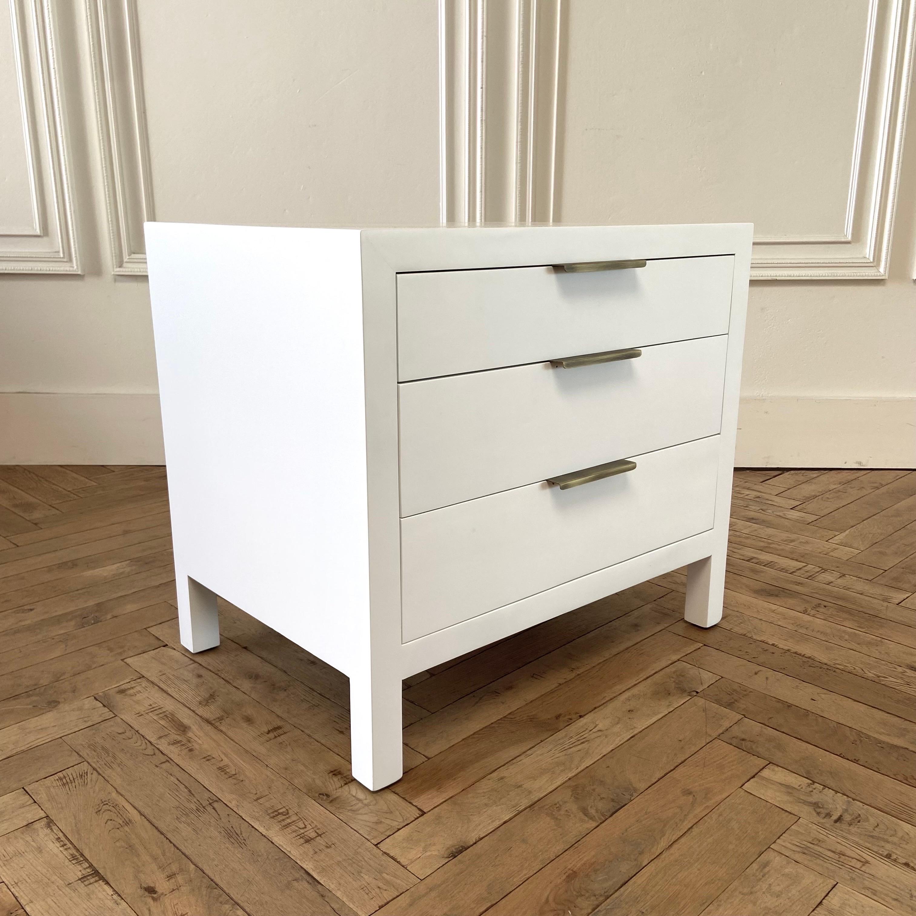Contemporary Customizable Modern White 3 Drawer Night Stands  For Sale