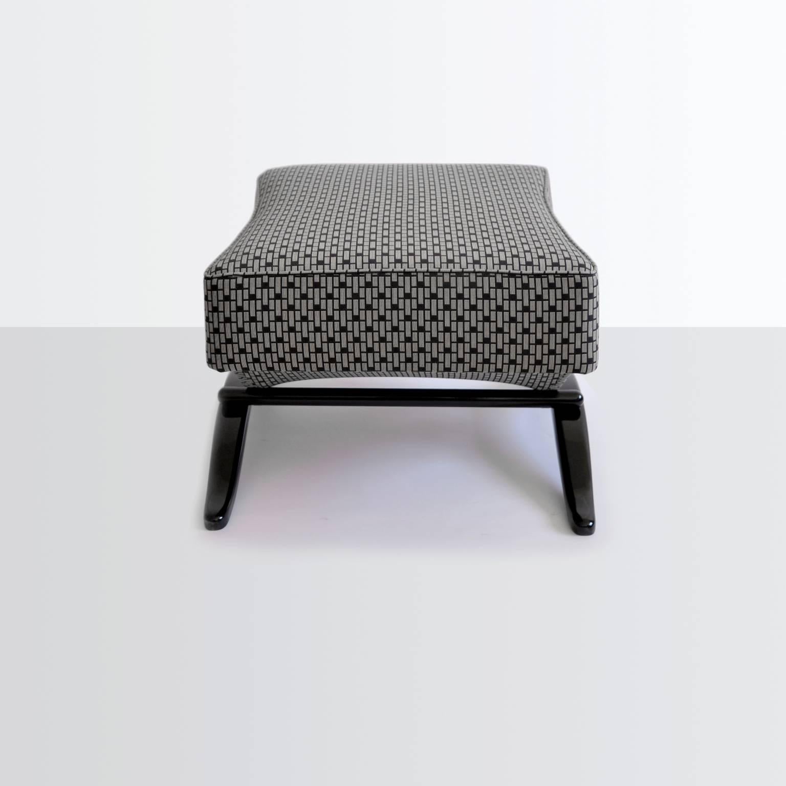 Taburete Modernista Personalizable, Madera Lacada Brillante, Tapizado Tela / Piel Alemán en venta