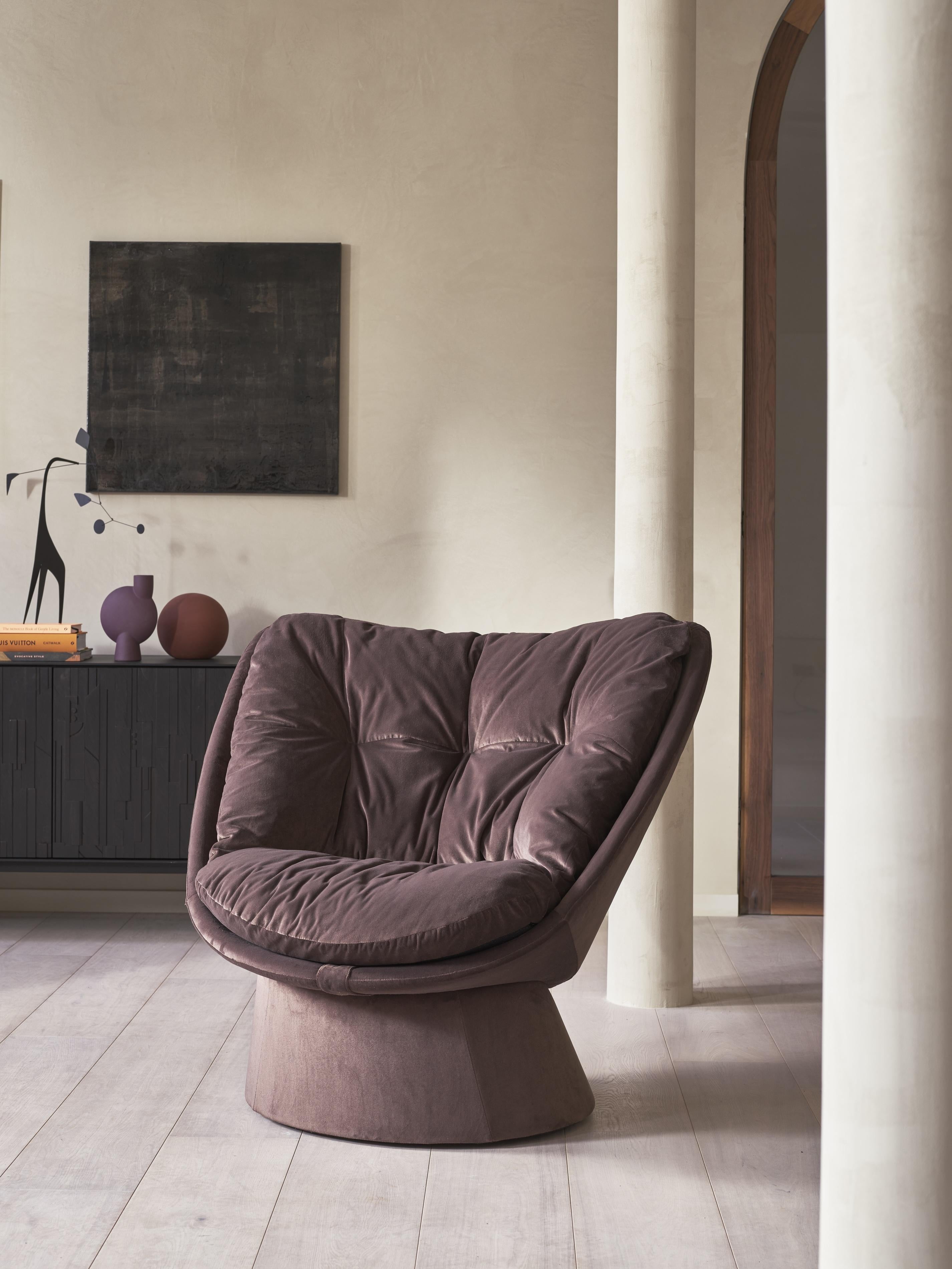 Dutch Customizable Montis Fabin Lounge Chair & Ottoman by OLIVER SCHICK For Sale