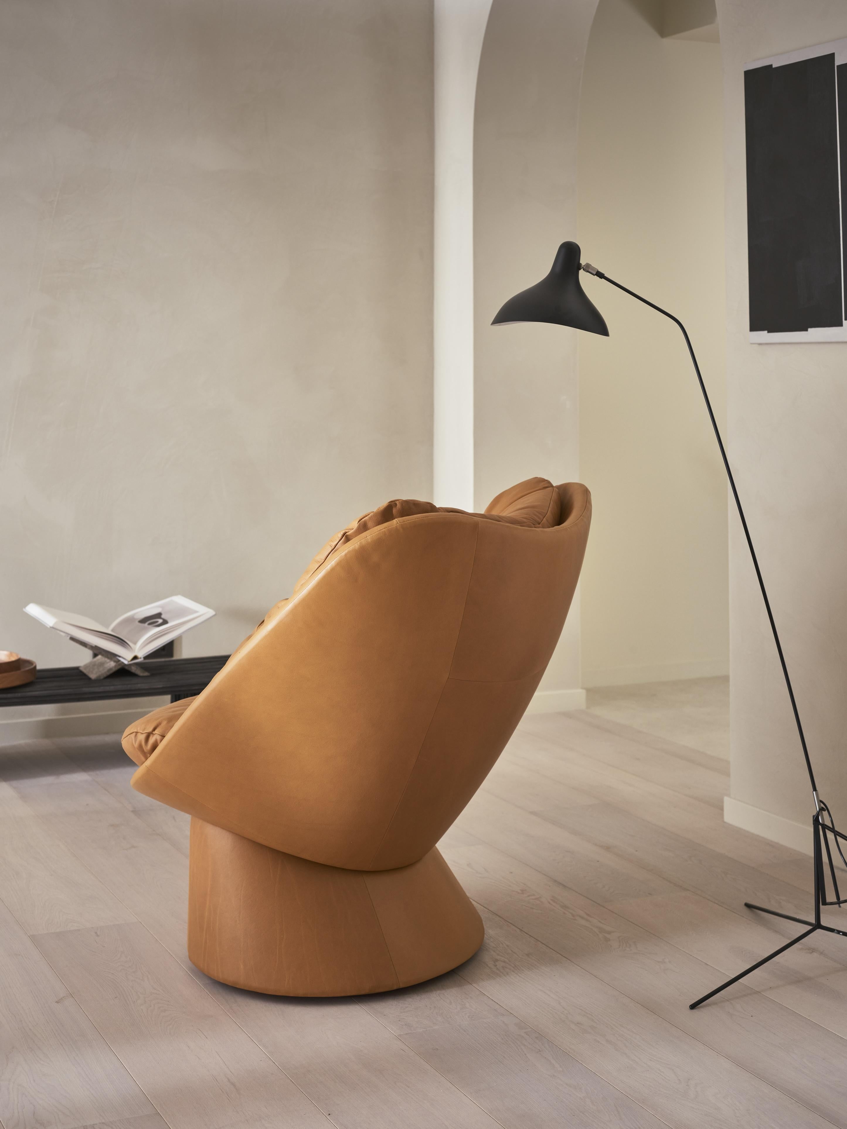 Customizable Montis Fabin Lounge Chair & Ottoman by OLIVER SCHICK In New Condition For Sale In New York, NY