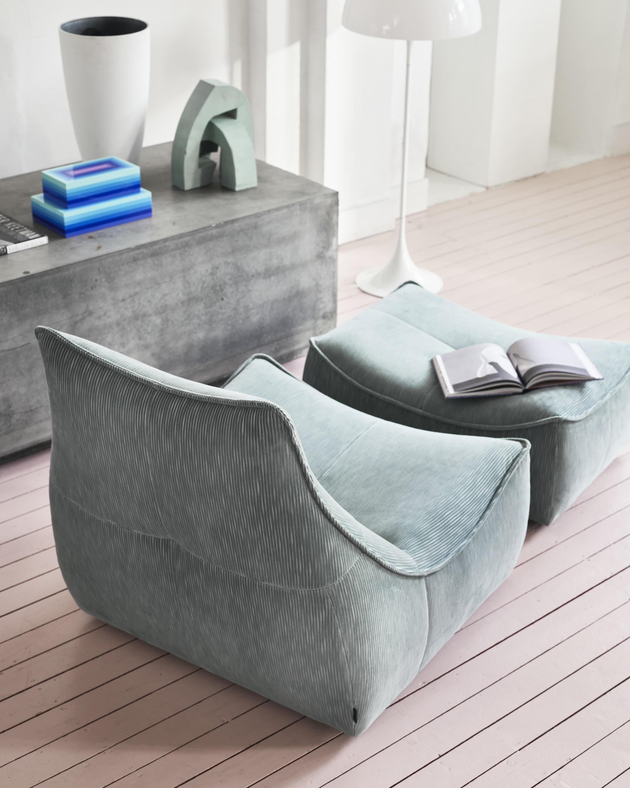Upholstery Customizable Montis Florence Lounge Chair by GERARD VAN DEN BERG For Sale