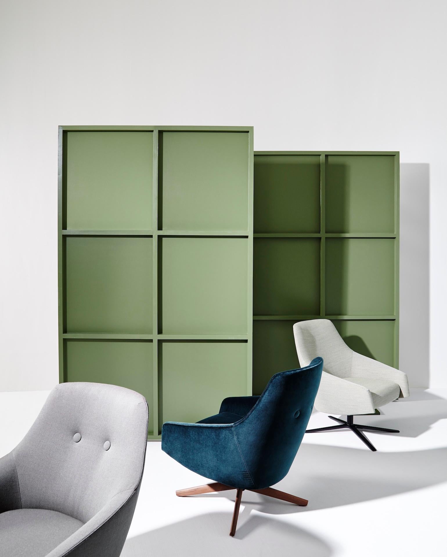 Silla baja giratoria Montis Puk personalizable by SIMON PENGELLY en venta 2