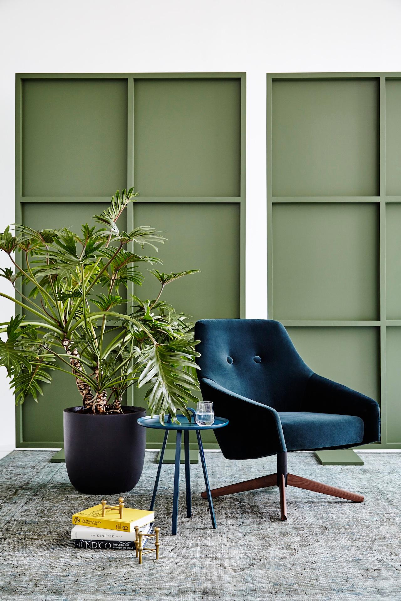Silla baja giratoria Montis Puk personalizable by SIMON PENGELLY en venta 3