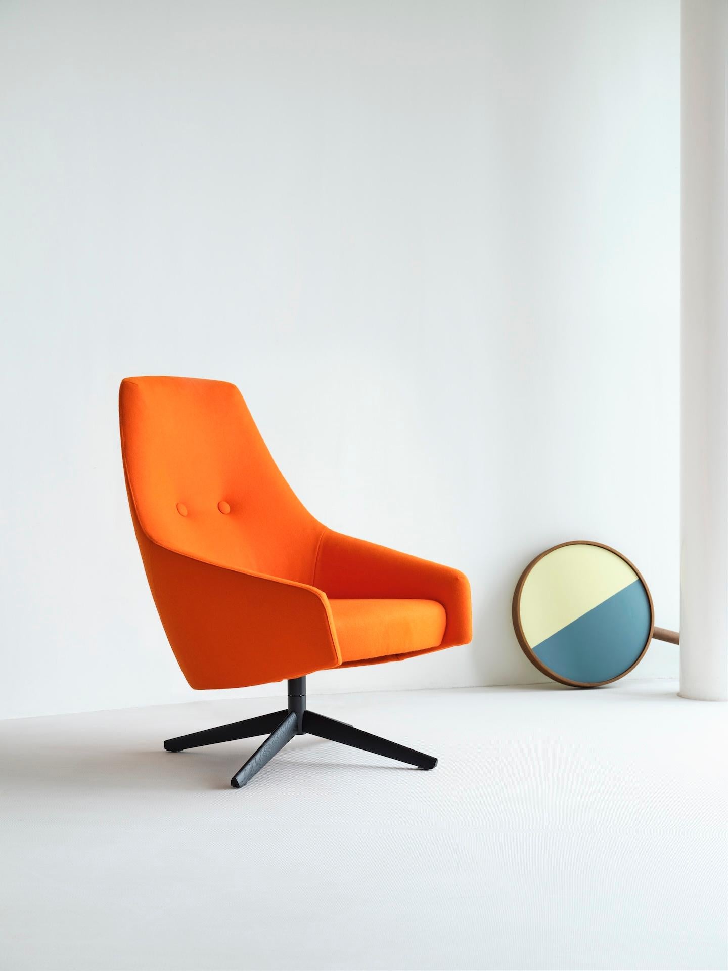 Sillón giratorio Montis Puk M personalizable by SIMON PENGELLY en venta 2