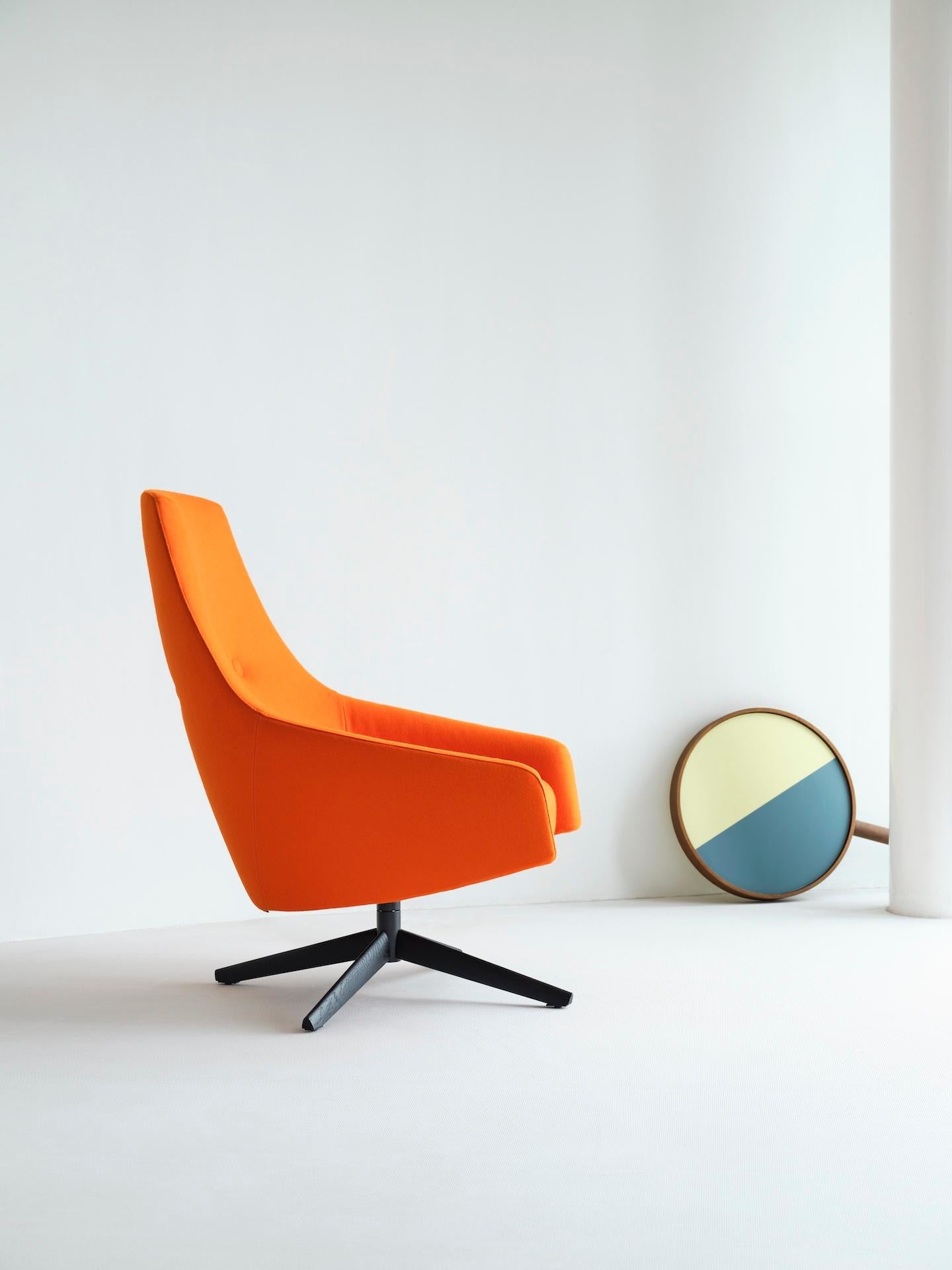 Sillón giratorio Montis Puk M personalizable by SIMON PENGELLY en venta 3