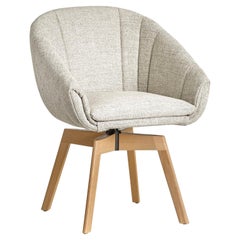 Sillón giratorio Luna Montis personalizable by FORMSTELLE