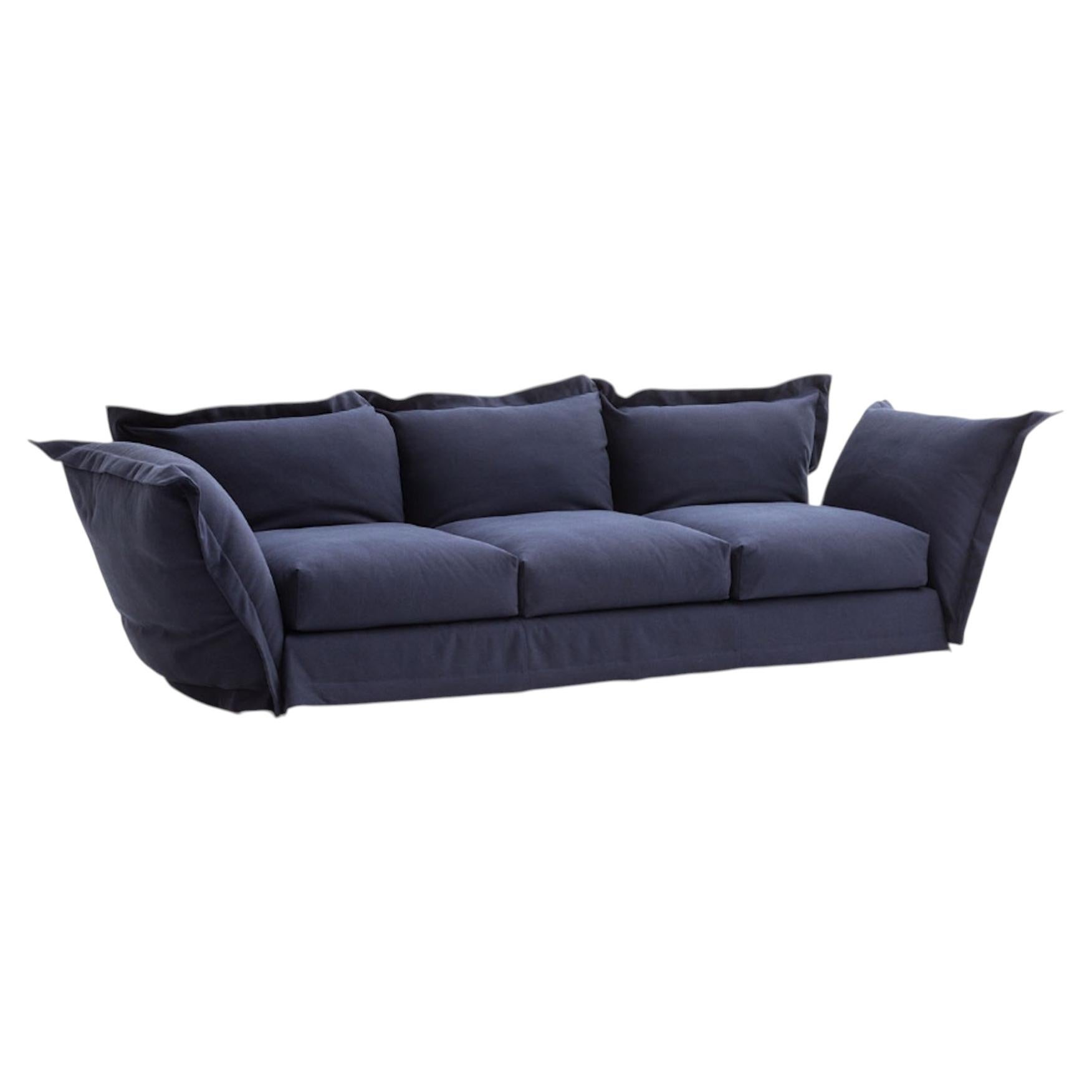 Das individuell anpassbare 3-Sitzer-Sofa „Cloudscape“ von Moroso, entworfen von Diesel Designers im Angebot