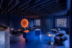 Customizable Moroso Ruff Swivel Lounge Chair by Patricia Urquiola