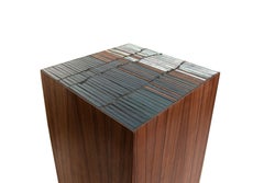 Pedestal moderno Natura Nogal Marrón en Mosaico Fragmentos by Ercole Home