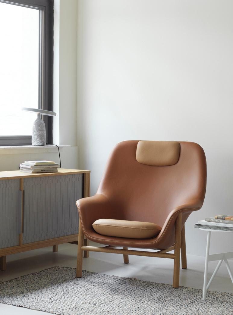 Customizable Normann Copenhagen Drape Lounge High W. Headrest by Simon Legald In New Condition For Sale In New York, NY