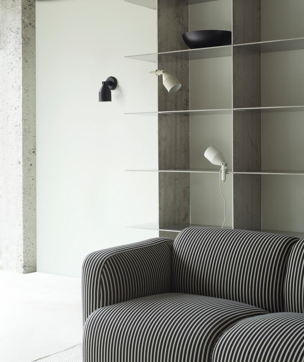 Customizable Normann Copenhagen Swell Sofa 2 Seater by Jonas Wagell For Sale 1