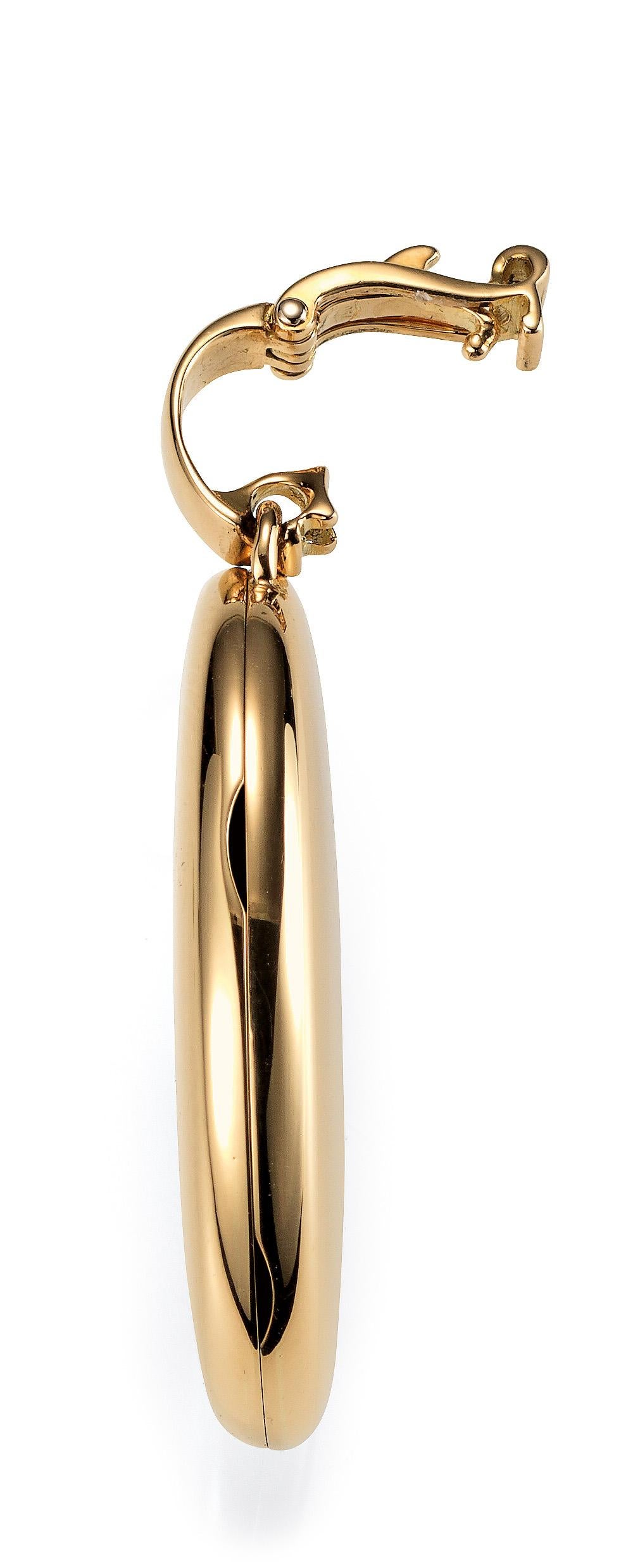 Collier pendentif ovale personnalisable en or jaune 18 carats - 23,0 mm x 32,0 mm Pour femmes en vente