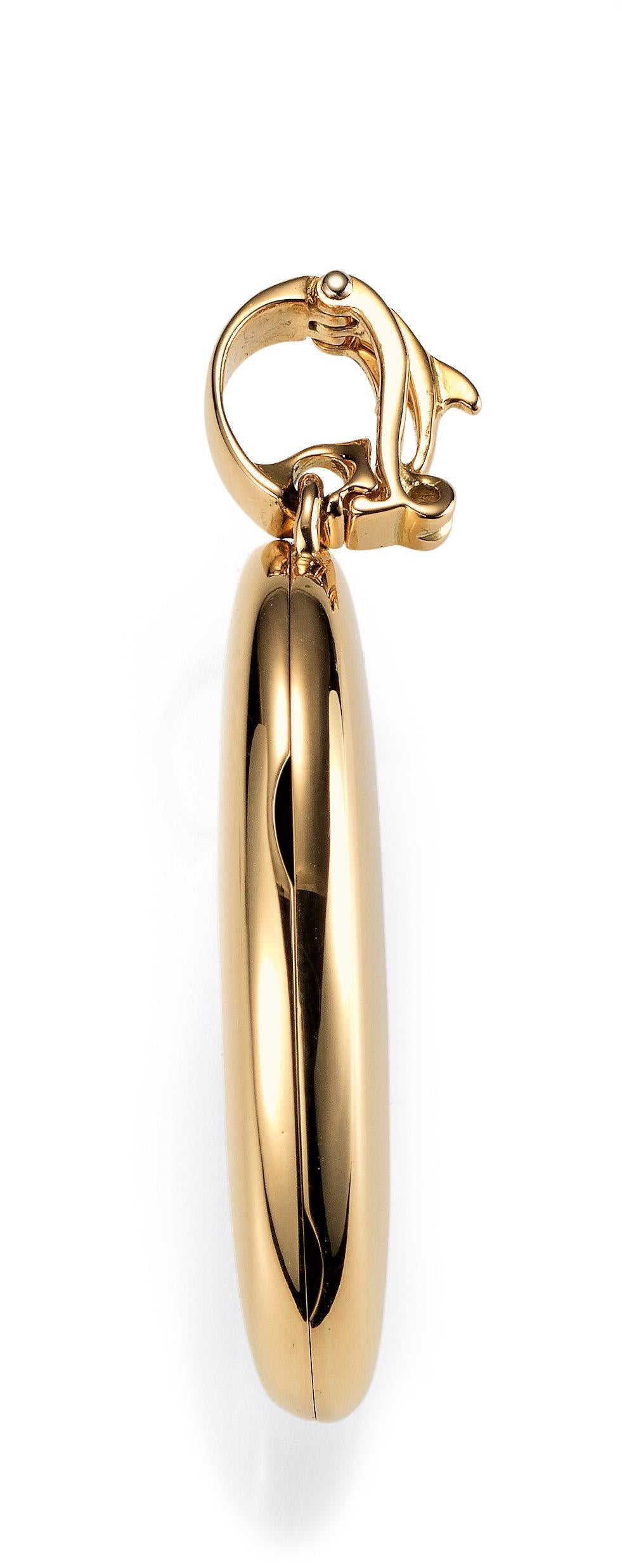 Collier pendentif ovale personnalisable en or jaune 18 carats - 23,0 mm x 32,0 mm en vente 1