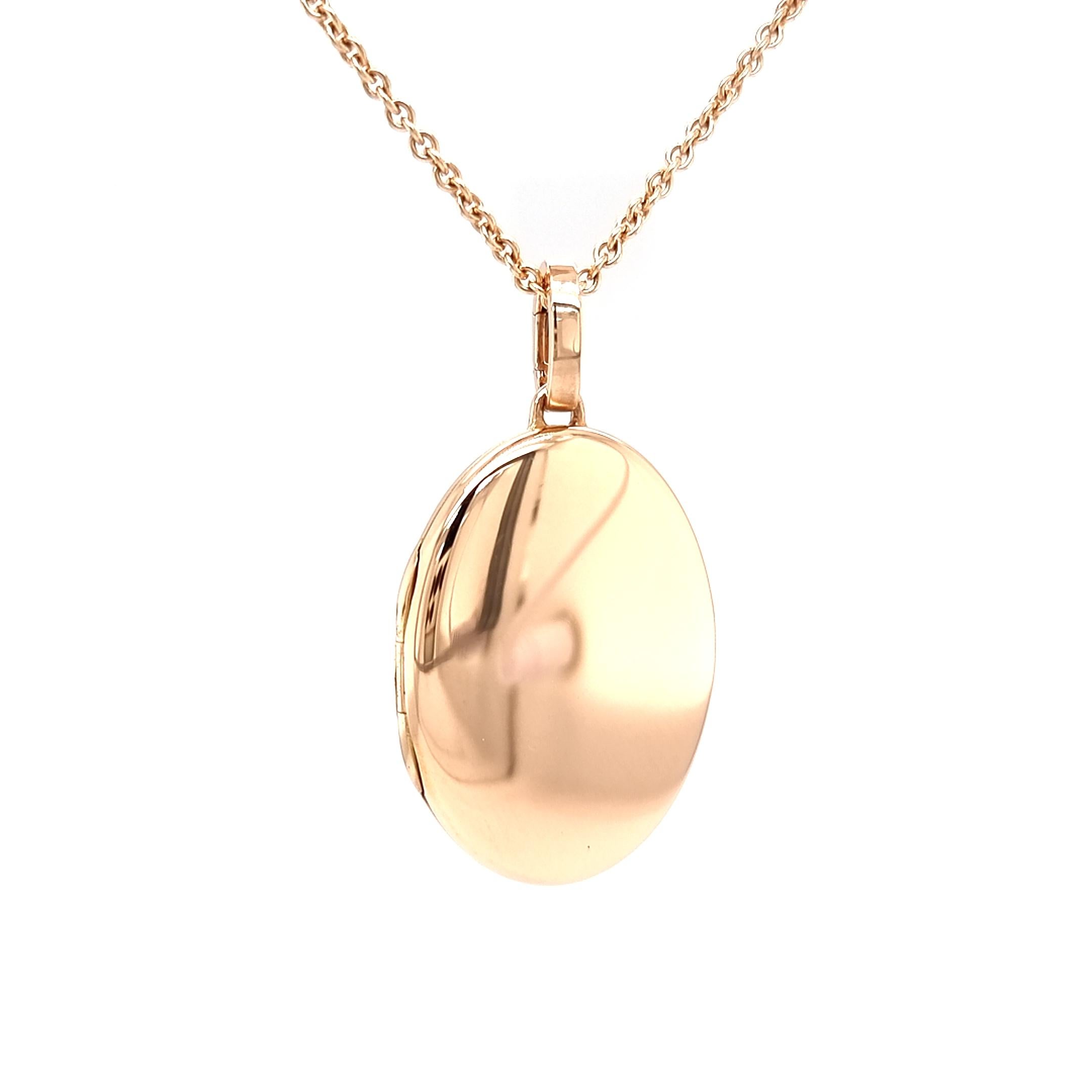 Customizable Oval Polished Locket Pendant Necklace  - 18k Rose Gold 23.0*32.0 mm For Sale 2