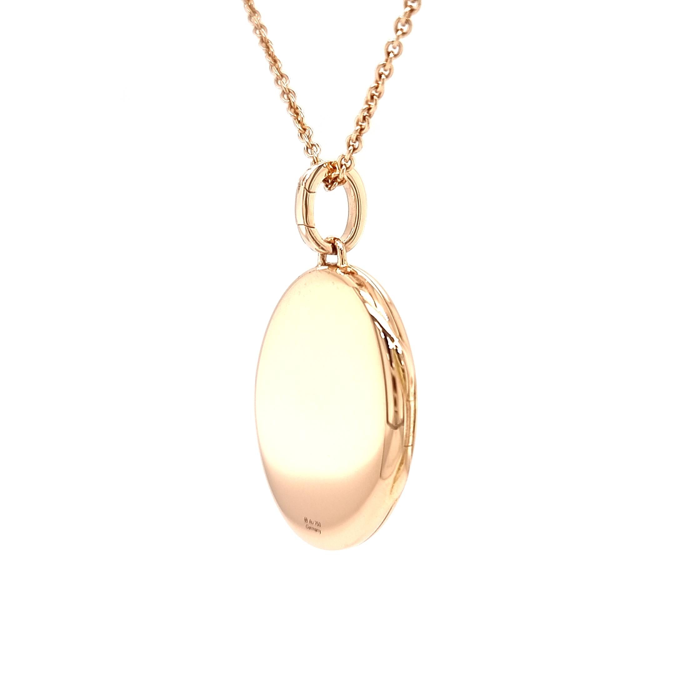 Customizable Oval Polished Locket Pendant Necklace  - 18k Rose Gold 23.0*32.0 mm For Sale 4