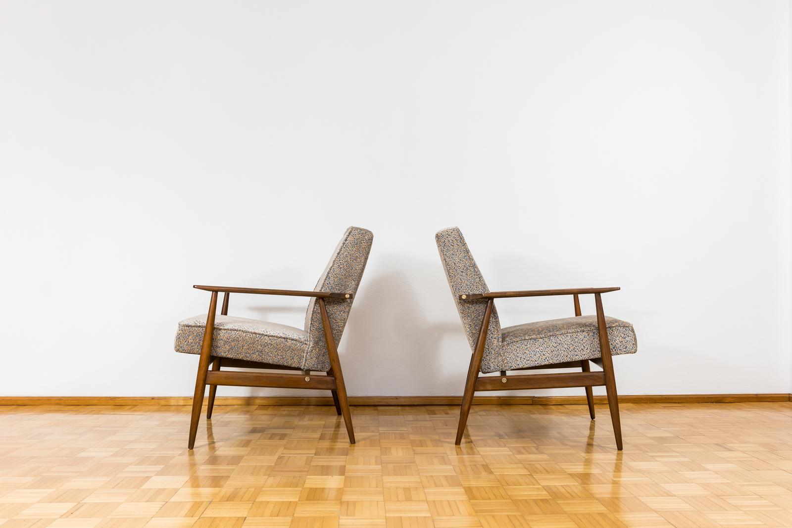 Beech Customizable Pair Of Mid Century Armchairs Type 300-190 by H.Lis, 1960's For Sale