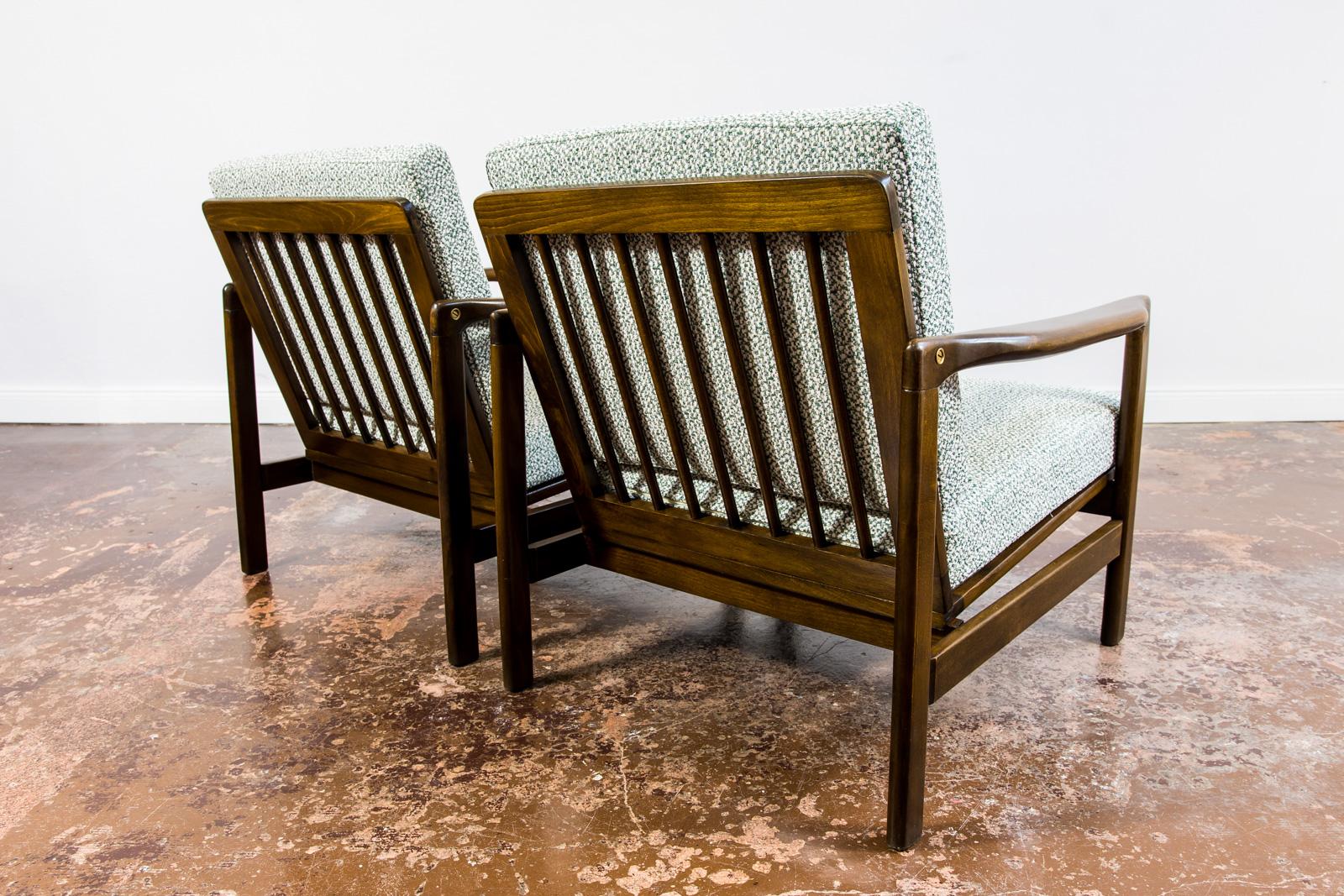 Paire de fauteuils du milieu du siècle B7522 par Zenon Bączyk, 1960, personnalisable en vente 3