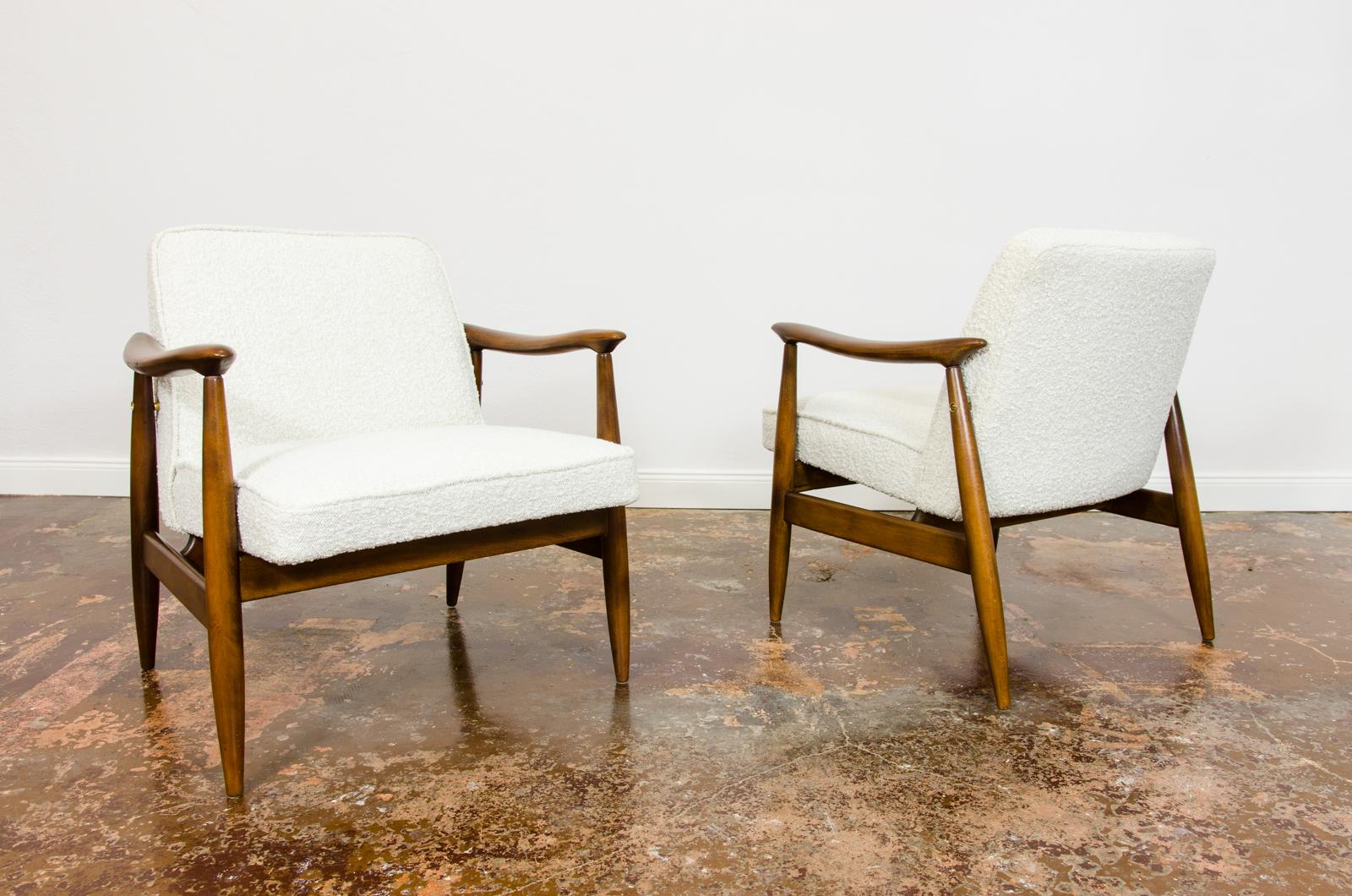 Customizable Pair Of  Mid Century Armchairs GFM87 By Juliusz Kędziorek, Gościcińskie Fabryki Mebli 1960s, Poland.
Reupholstered in white bucle type of fabric. 
Solid beech wood has been restored and refinished.
We offer fabric customization upon