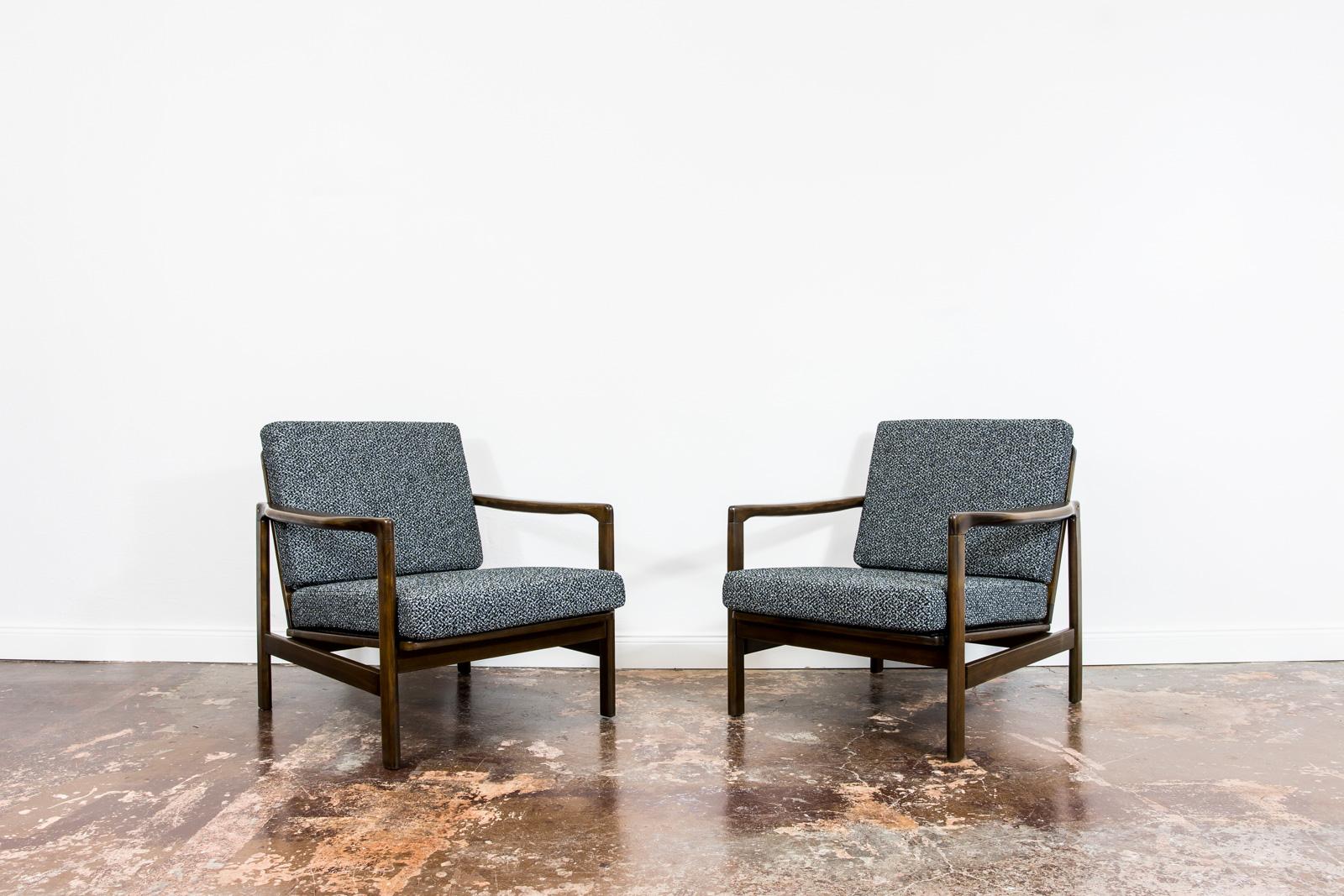 Mid-Century Modern Paire de fauteuils du milieu du siècle B7522 par Zenon Bączyk, 1960, personnalisable en vente