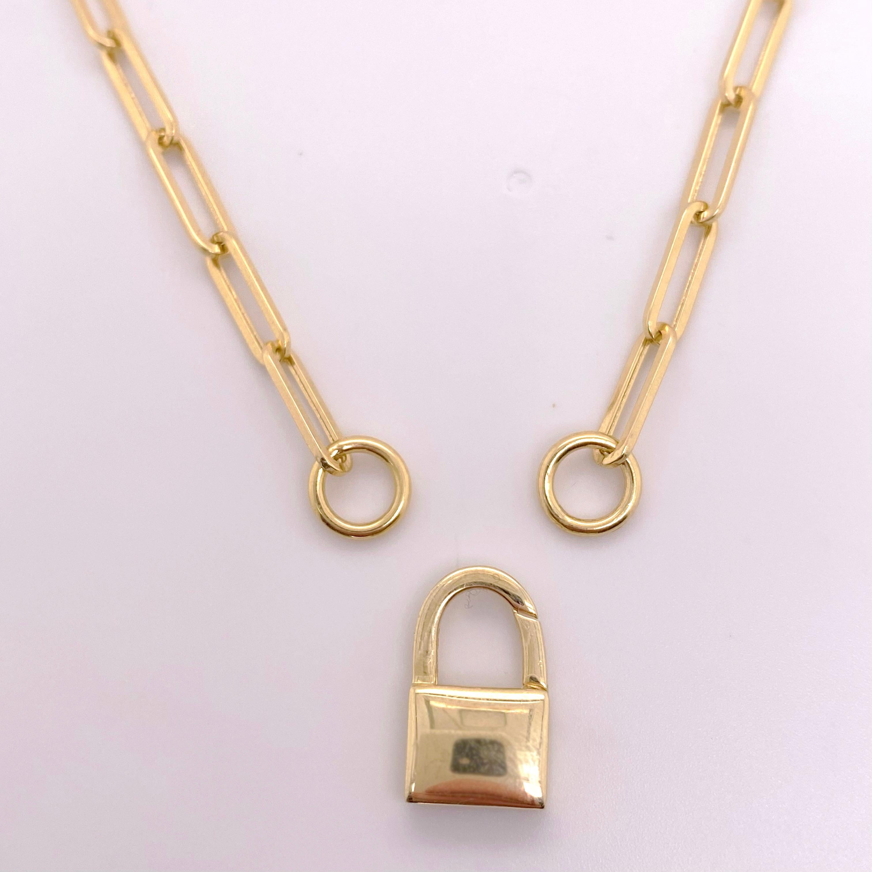 Chaîne Paperclip personnalisable Padlock avec médaillon en or jaune, médaillon Love Locket Neuf - En vente à Austin, TX