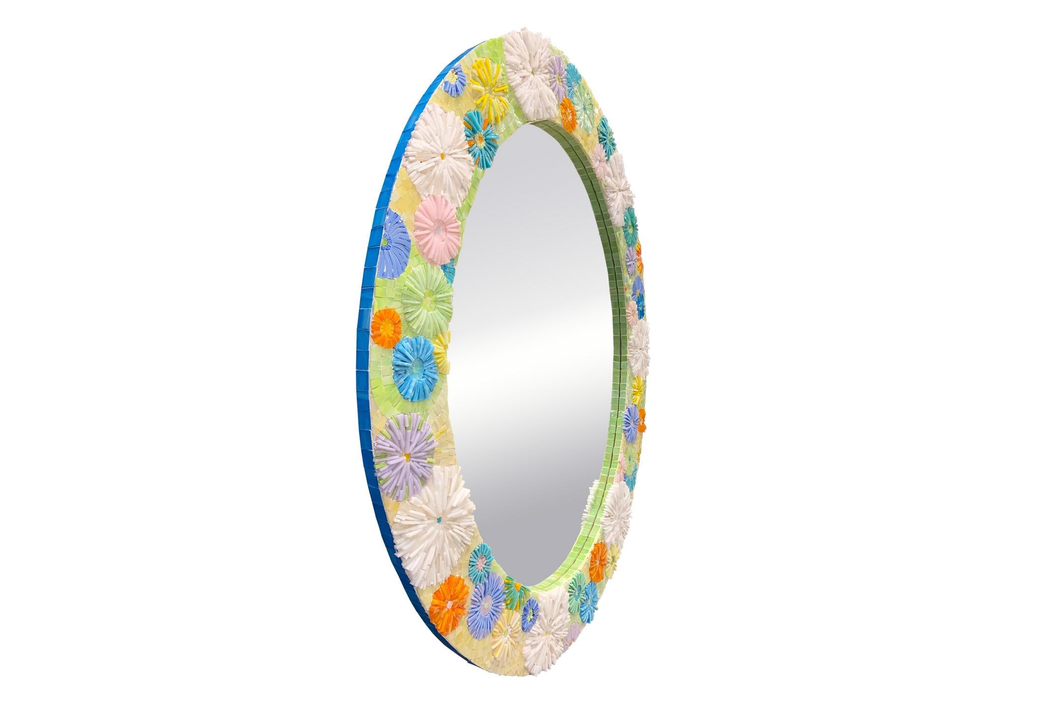 The Blossom oval mirror by Ercole Home has 4.5