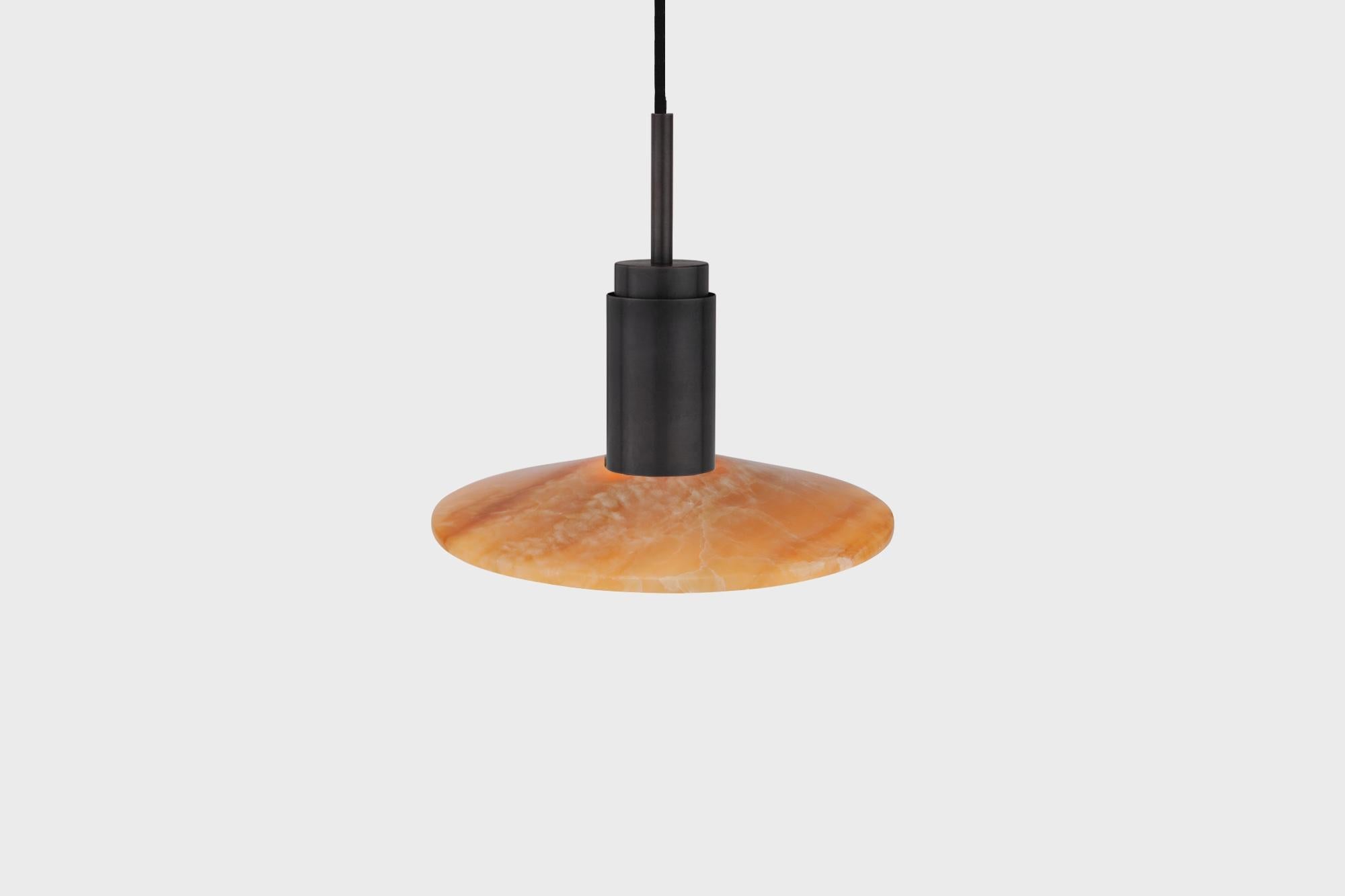 Moderno Lampada a sospensione personalizzabile 'Donya Spot' di Anour, solare ambra, acciaio nero in vendita