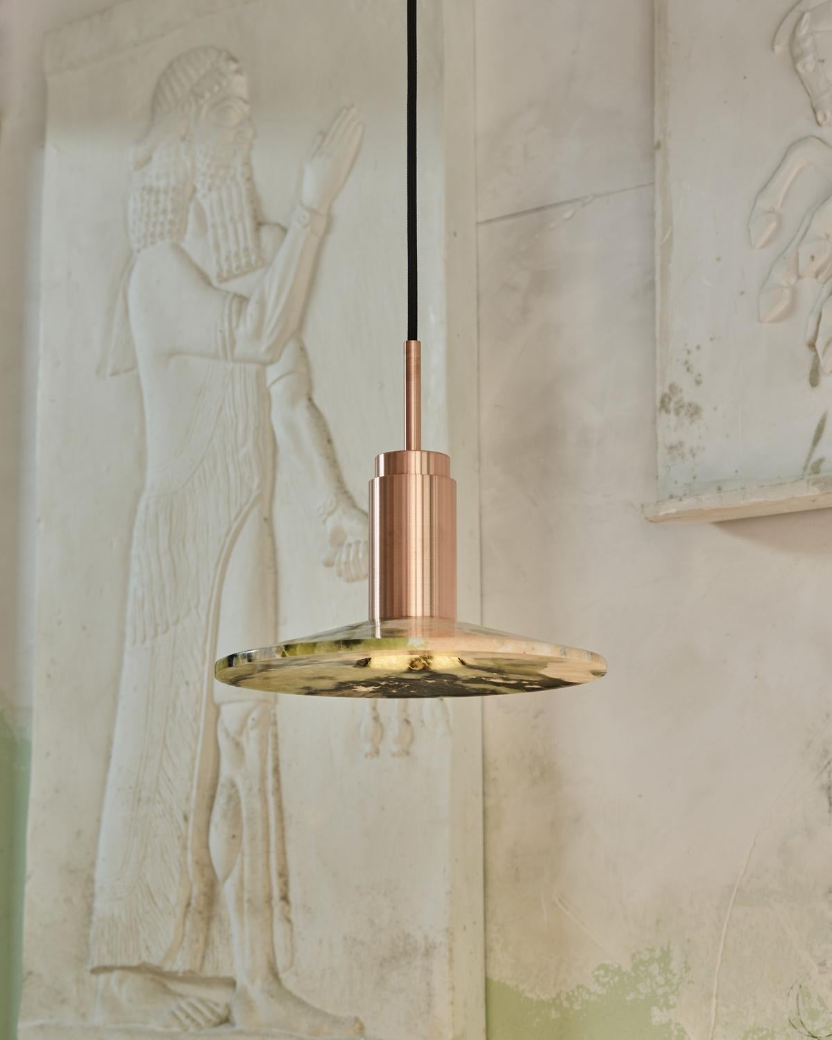 Lampada a sospensione personalizzabile 'Donya Spot' di Anour, Ambra solare, Ottone lucido in vendita 2