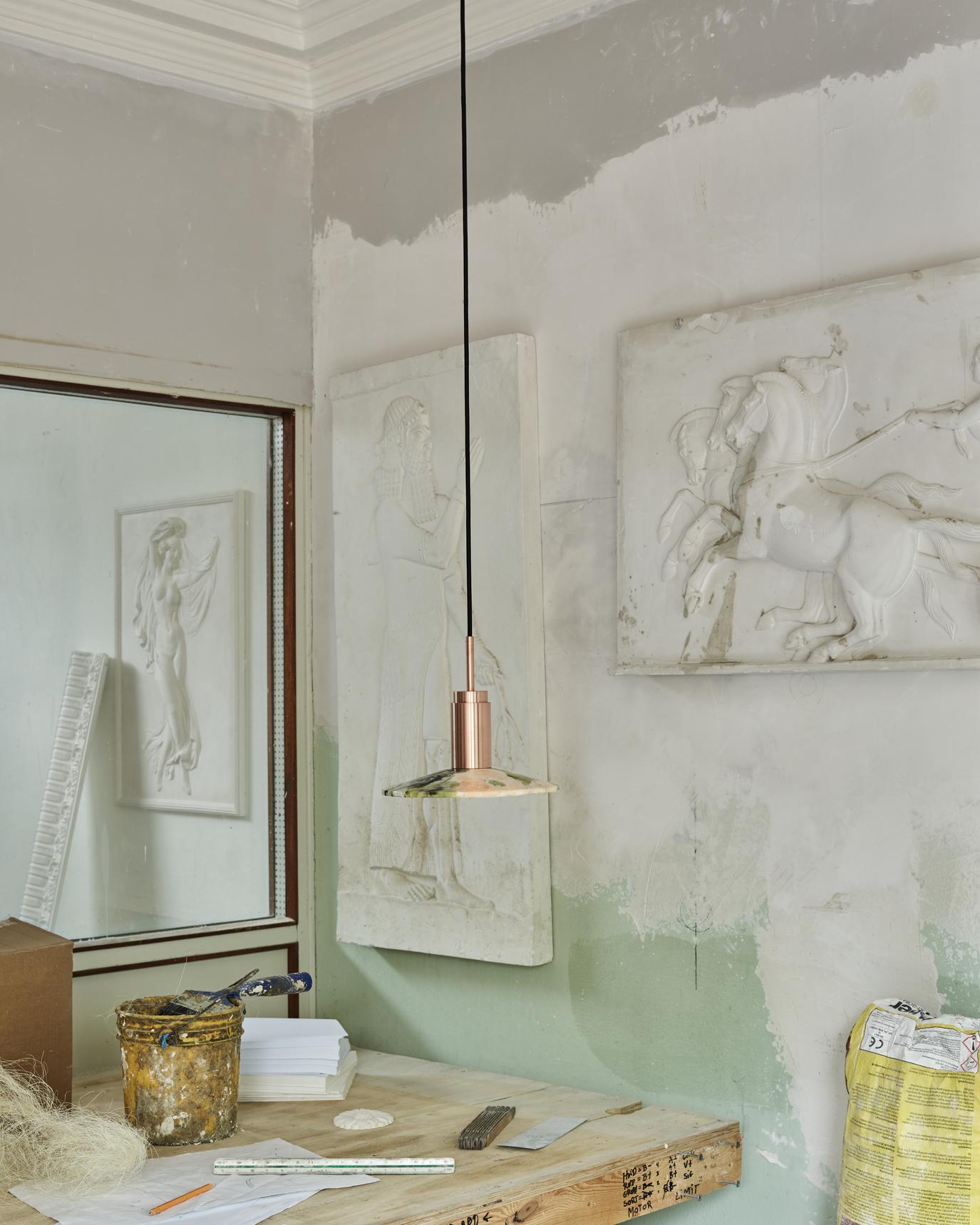 Lampada a sospensione personalizzabile 'Donya Spot' di Anour, Mix Solar, Ottone Lucido In condizioni Nuovo in vendita a Paris, IDF