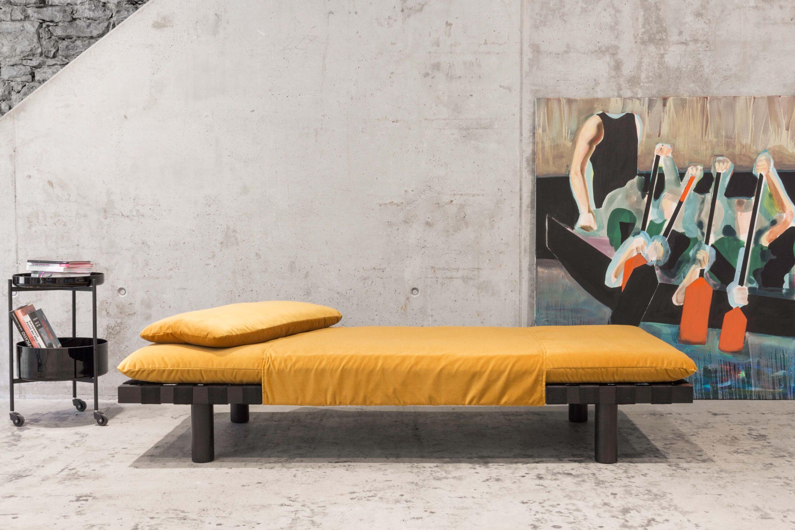 Thinking about the first significant furniture for pulpo with the typical spontaneous, artistic and crafted attitude, Sebastian Herkner wanted to design a simple but also well refined day bed. pallet is a day bed with a wooden base and a soft
