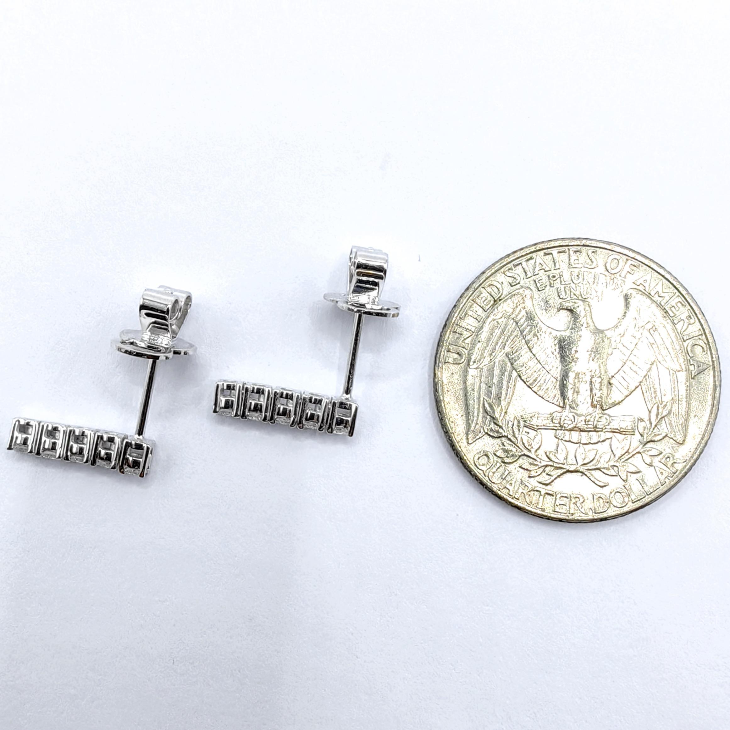 Customizable Round Brilliant Cut Linear Diamond D… - image 10