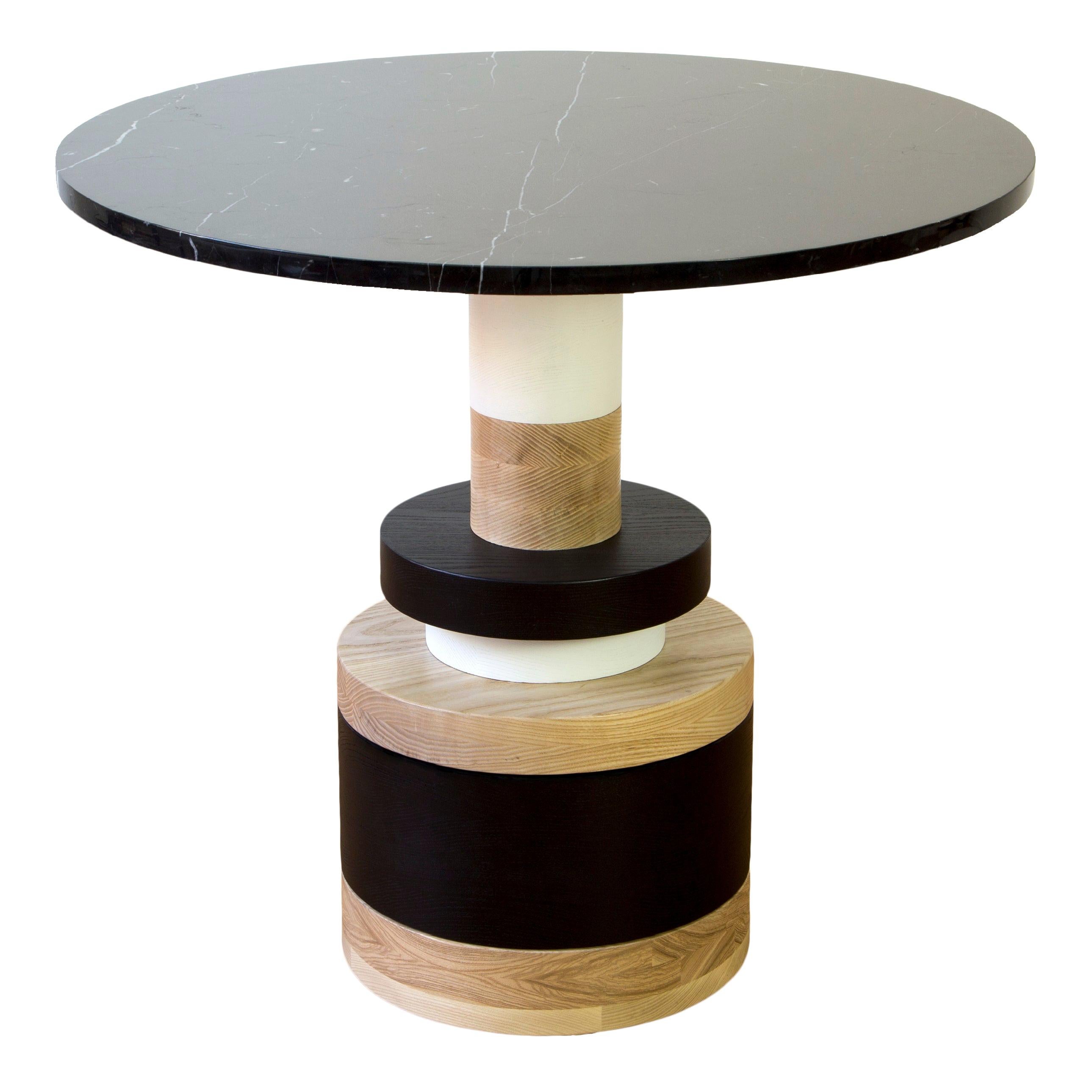 Table basse Sass de Souda, petite, avec plateau en marbre noir, fabriquée sur commande