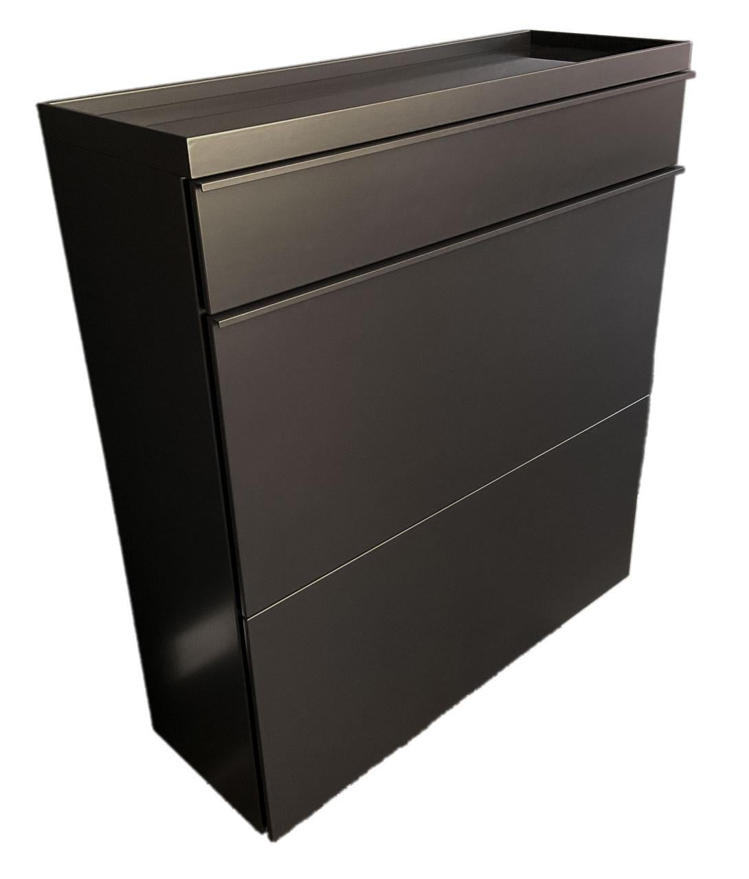 Schonbuch Basic Shoe Wood Cabinet personnalisable  par l'équipe de Schönbuch en vente 5