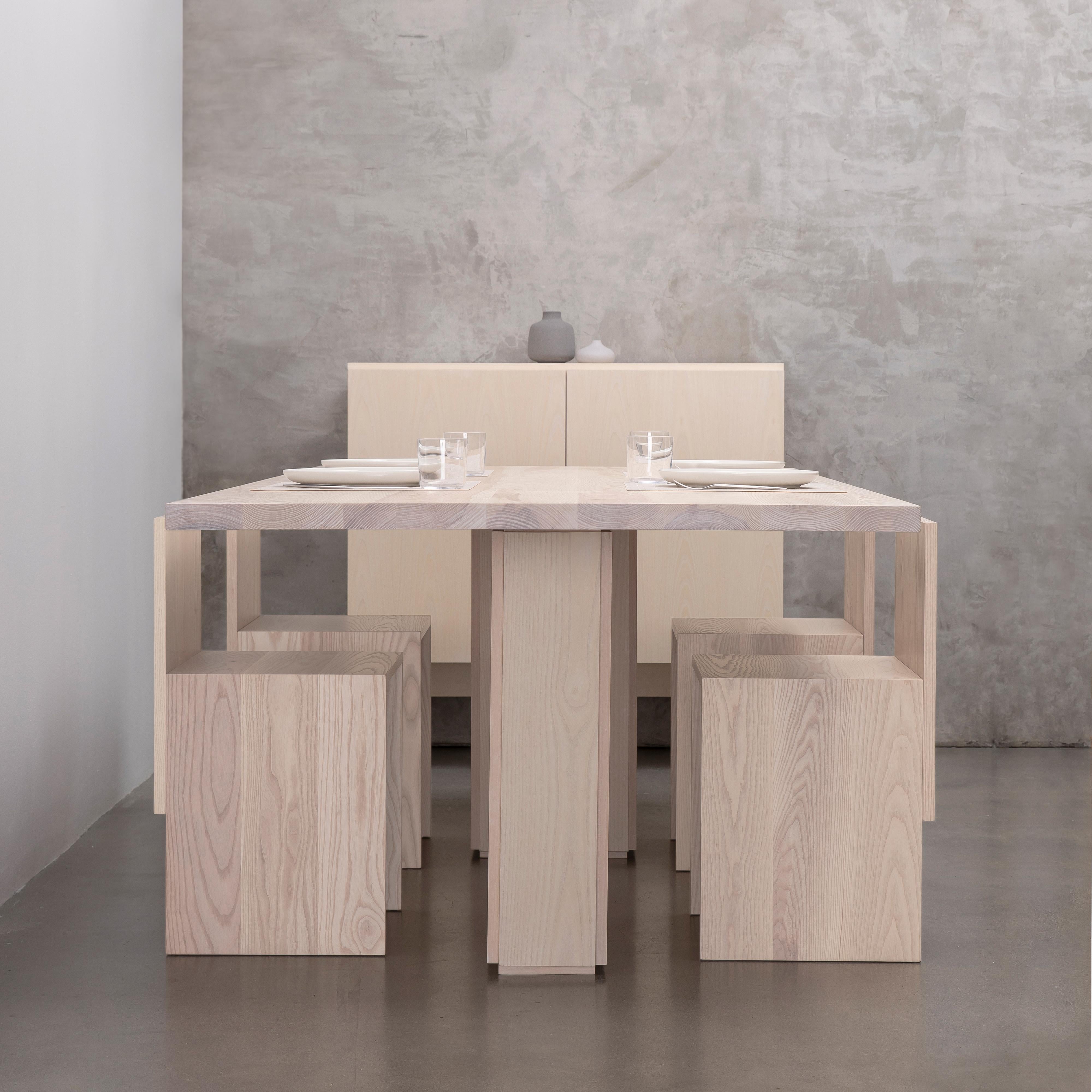 Moderne Table de salle à manger moderne personnalisable « dalle » en vente