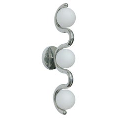 Lámpara de pared pequeña personalizable de acero con revestimiento de polvo o chapado