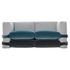 Divano personalizzabile a 2 moduli 'Pillow' di Muller Van Severen, Velluto blu