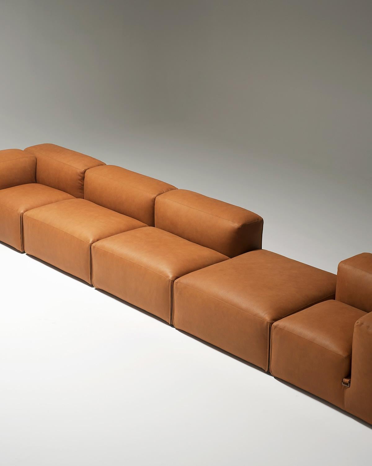Canapé modulaire personnalisable Tacchini Le Mura conçu par  Mario Bellini en vente 5