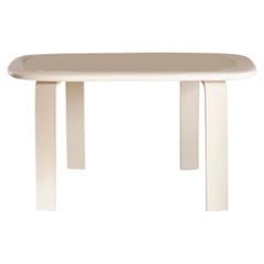 Mesa orbital Tacchini personalizable by Faye Toogood