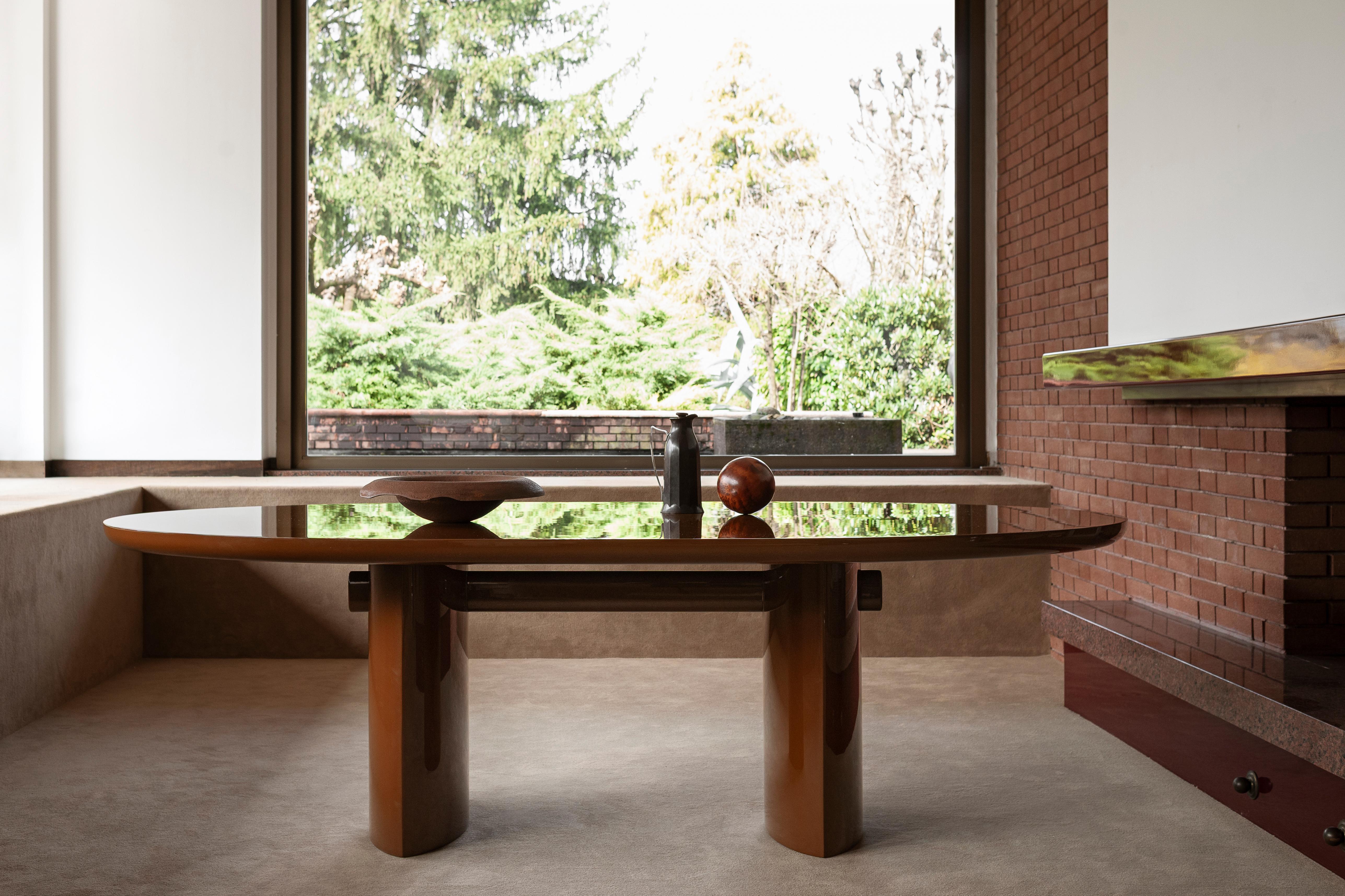 The collaboration between Tacchini and Studiopepe extends to dining tables, bringing the solemn structure of the Torii into the dining room. Like the eponymous console, the table draws on the architecture and sculptural language of traditional