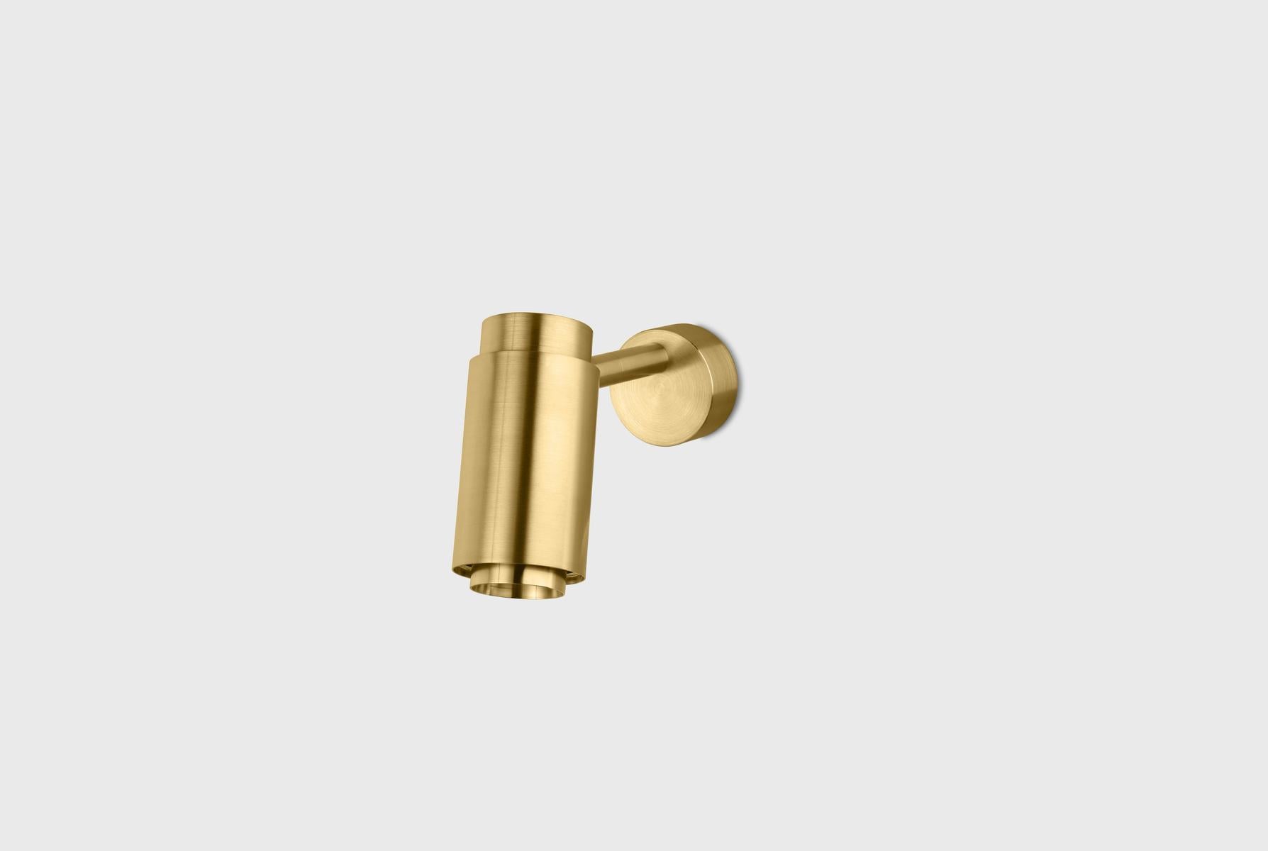 Lampe murale personnalisable 'Donya Pivot Reflector' par Anour, acier poli en vente 6