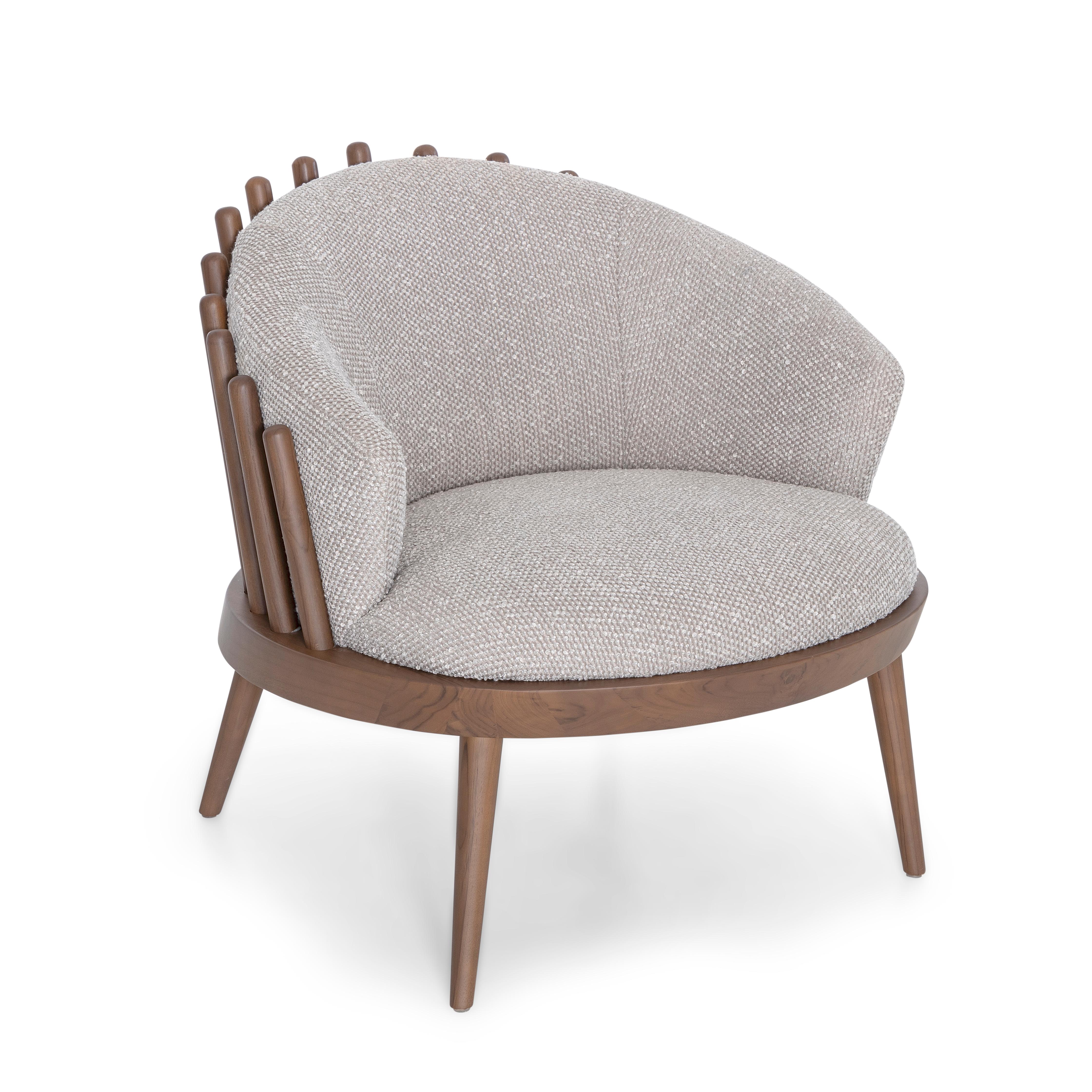 Fauteuil d'appoint personnalisable en finition noyer et bouclé gris - Collection Fane Neuf - En vente à Miami, FL