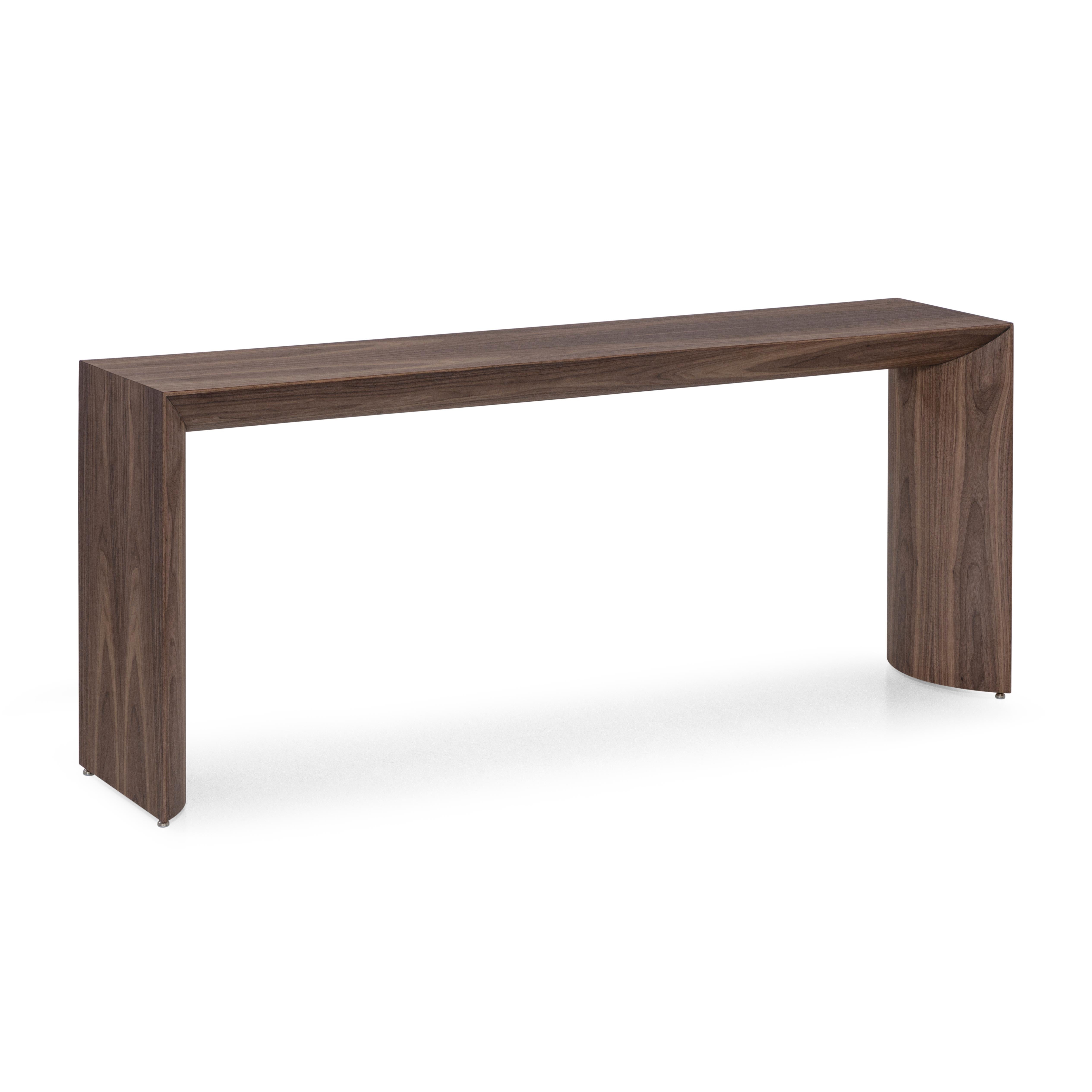Customizable Walnut Veneer Console Table with Minimalist Design – Gugge Line In New Condition For Sale In Miami, FL