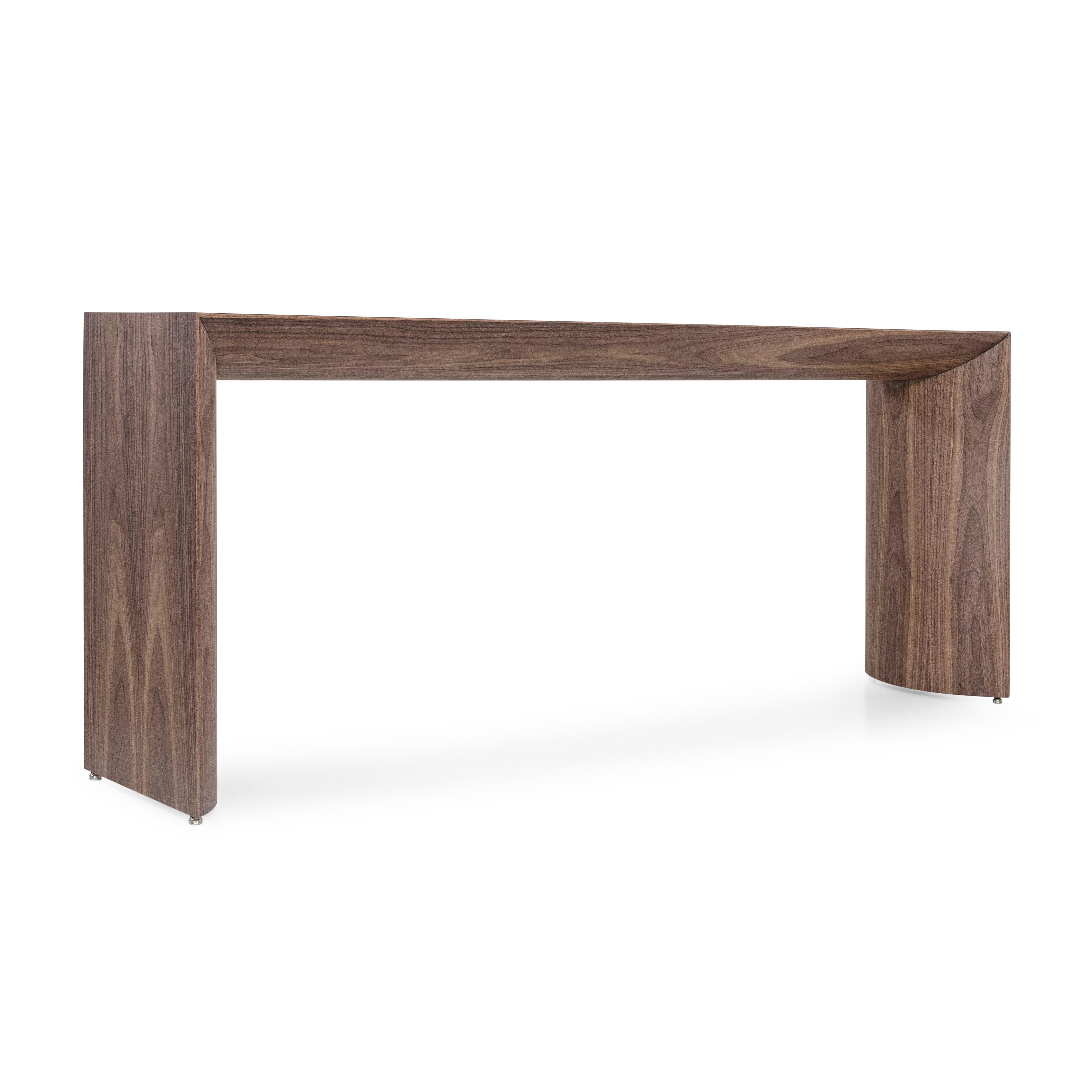 Contemporary Customizable Walnut Veneer Console Table with Minimalist Design – Gugge Line For Sale