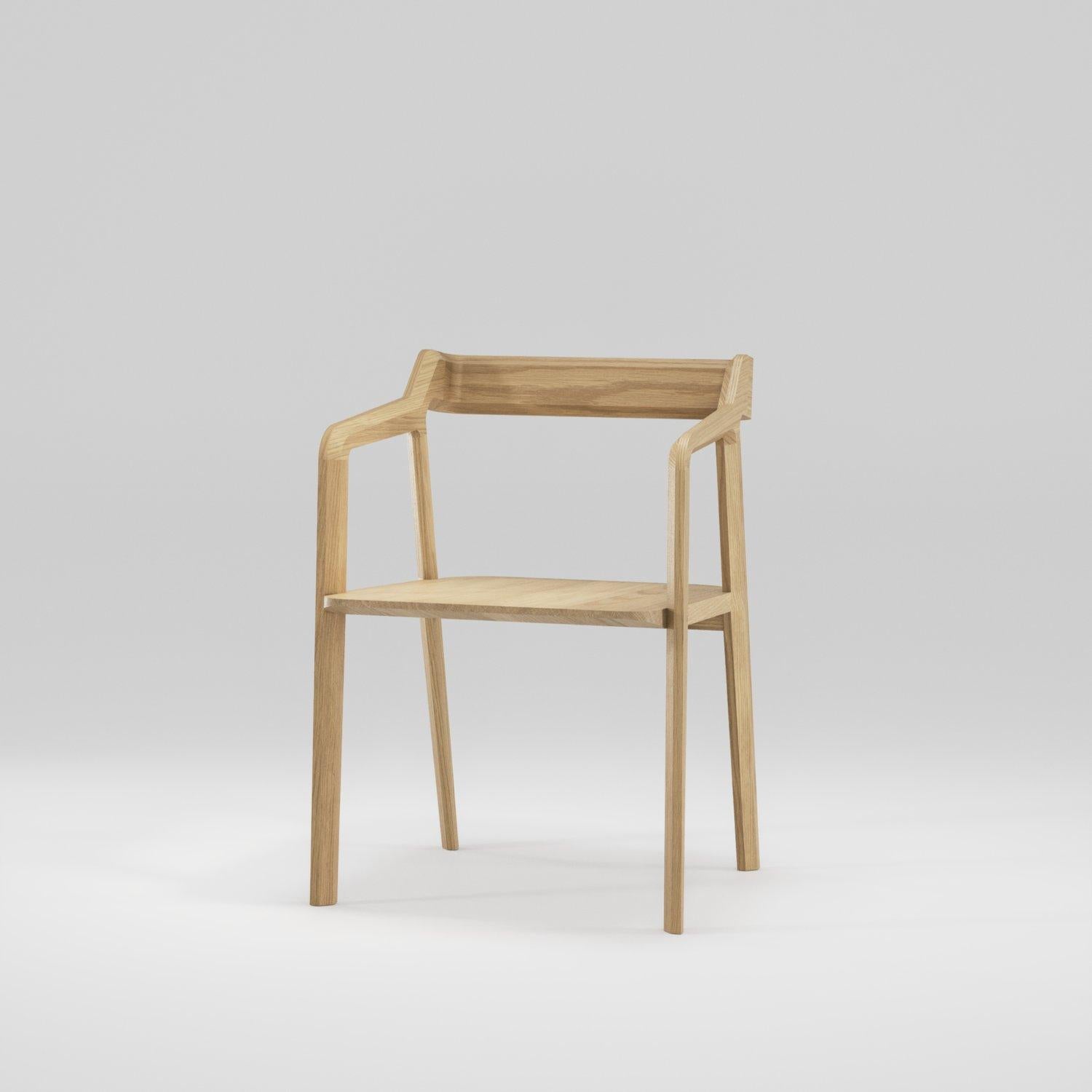 Silla de madera de nogal Kundera personalizable by STUDIO GUD en venta 4