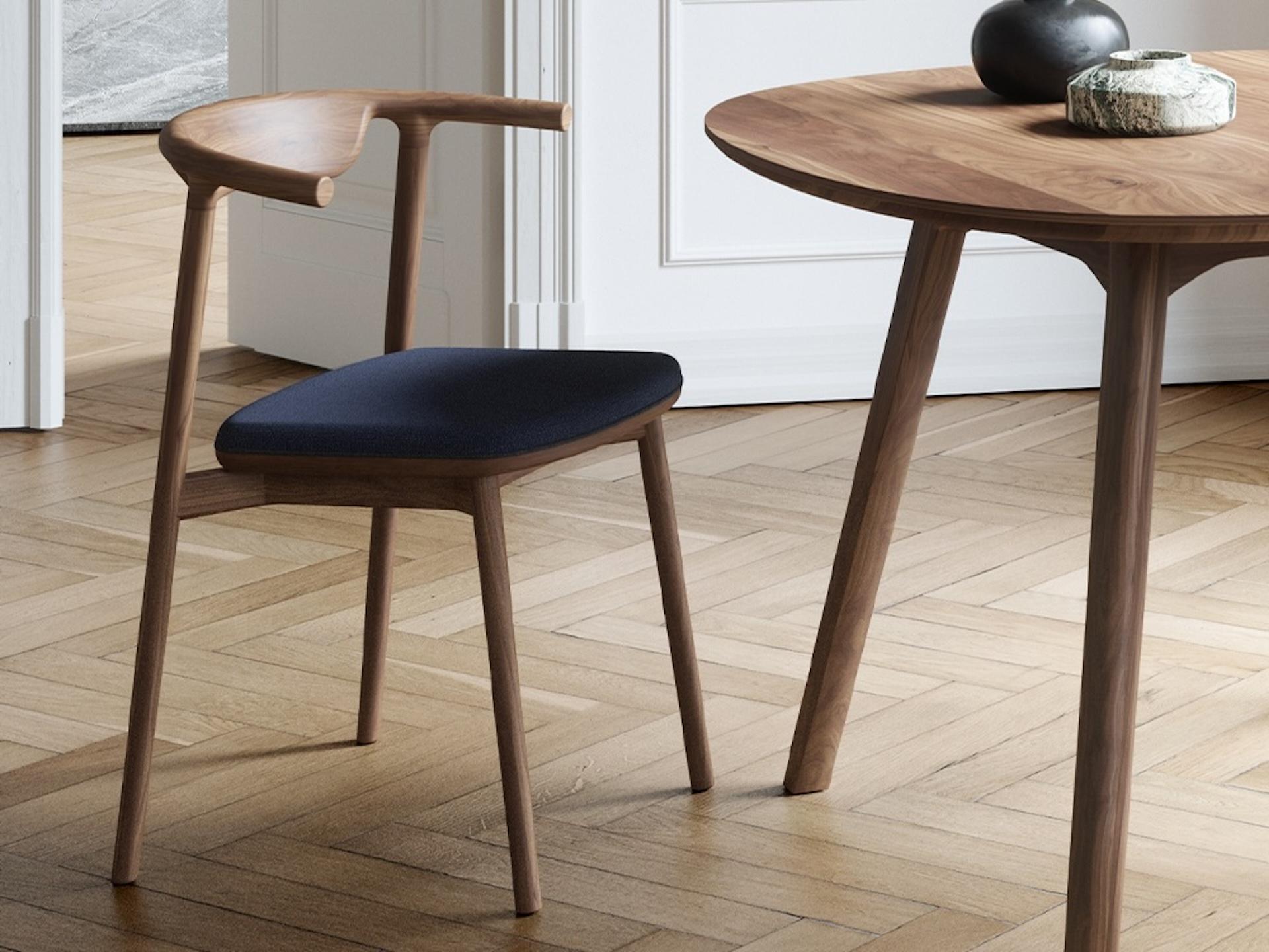 Oak or Walnut:
oak natural, oak black or oak smoked.

Pala chair is inspired by Nordic simplicity fused with Mediterranean warmth. 

This is a practical and comfortable chair made for lovers of wood looking who want to add an eclectic touch to any
