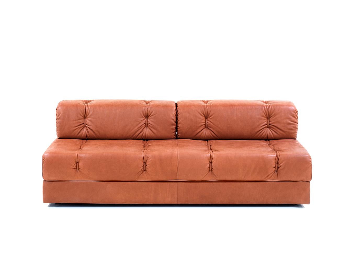 Contemporary Customizable Wittmann Atrium Modular Sofa Bed by Wittmann Workshop  For Sale