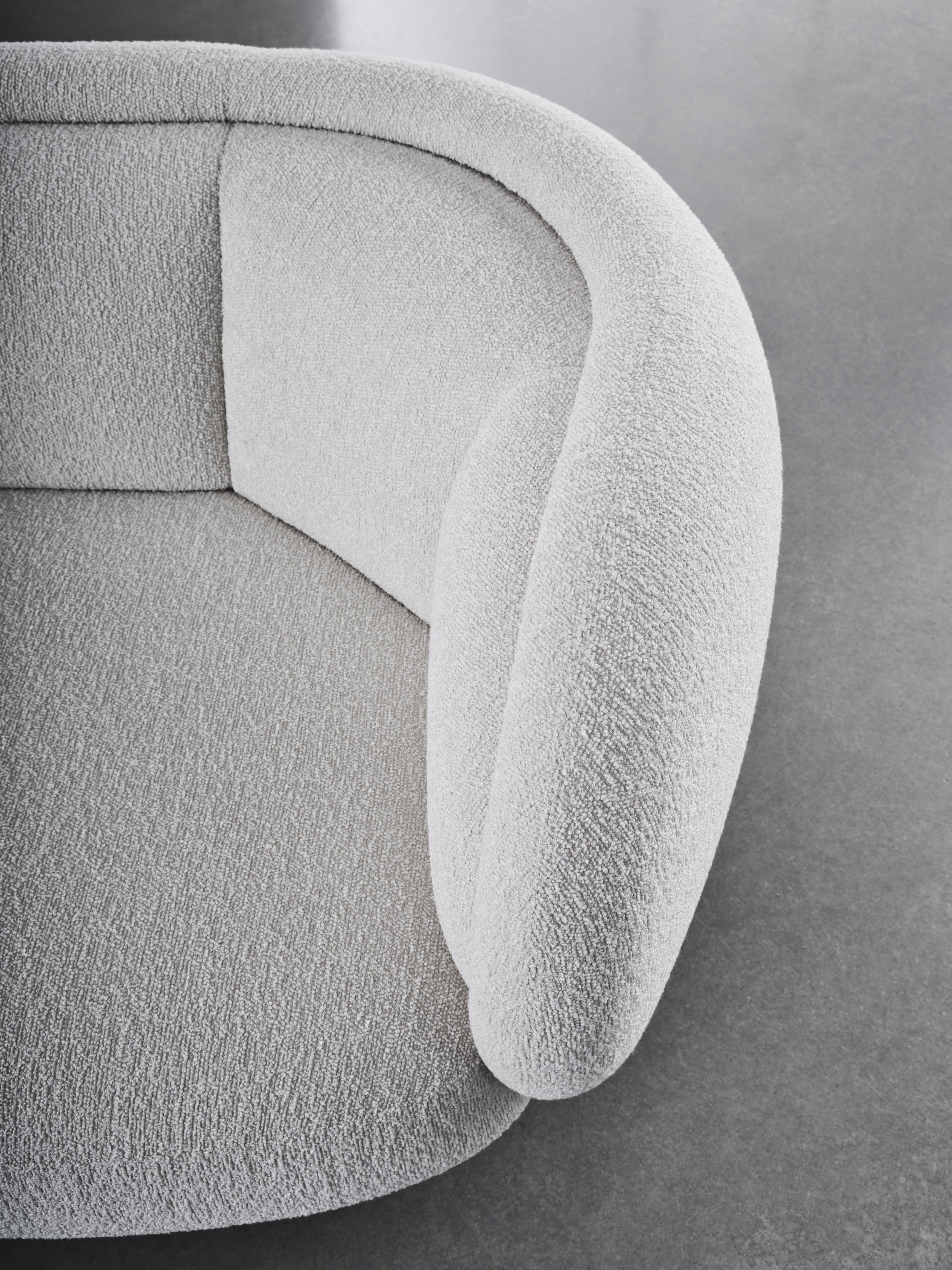 Contemporary Customizable Wittmann Vuelta Modular Sofa by Jaime Hayon For Sale